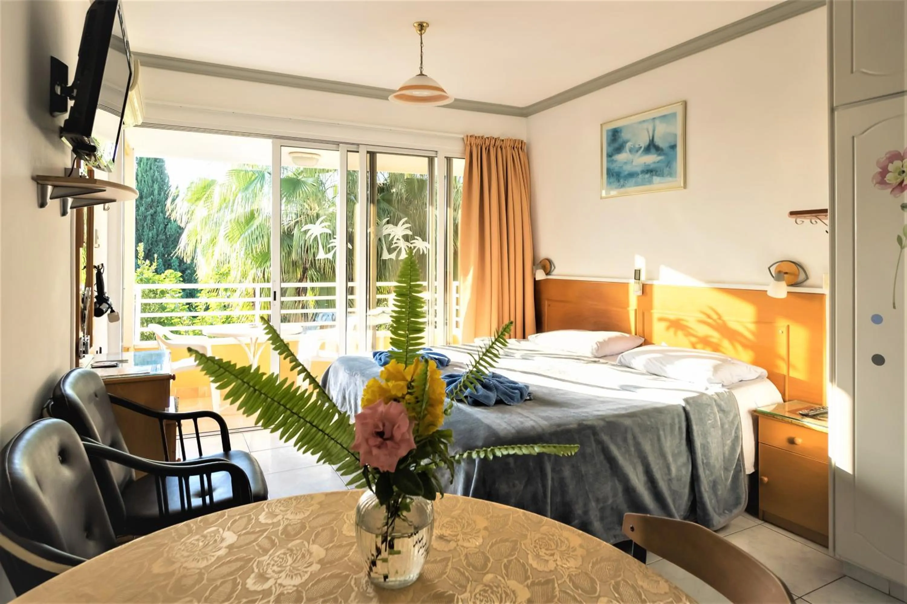 Bed in Apollonia Hotel Apartments