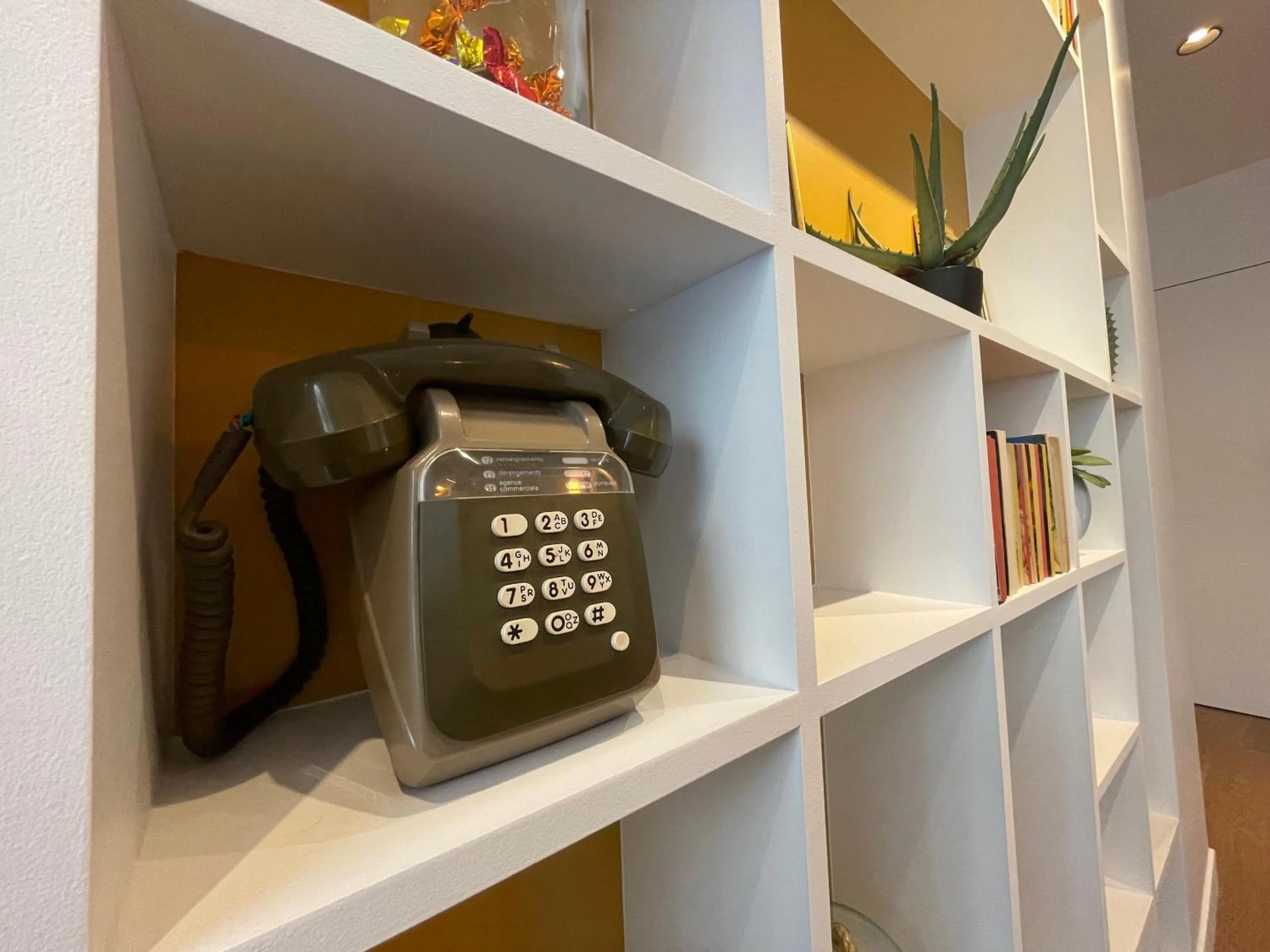 Lobby or reception in Parici Hôtel Boulogne Billancourt
