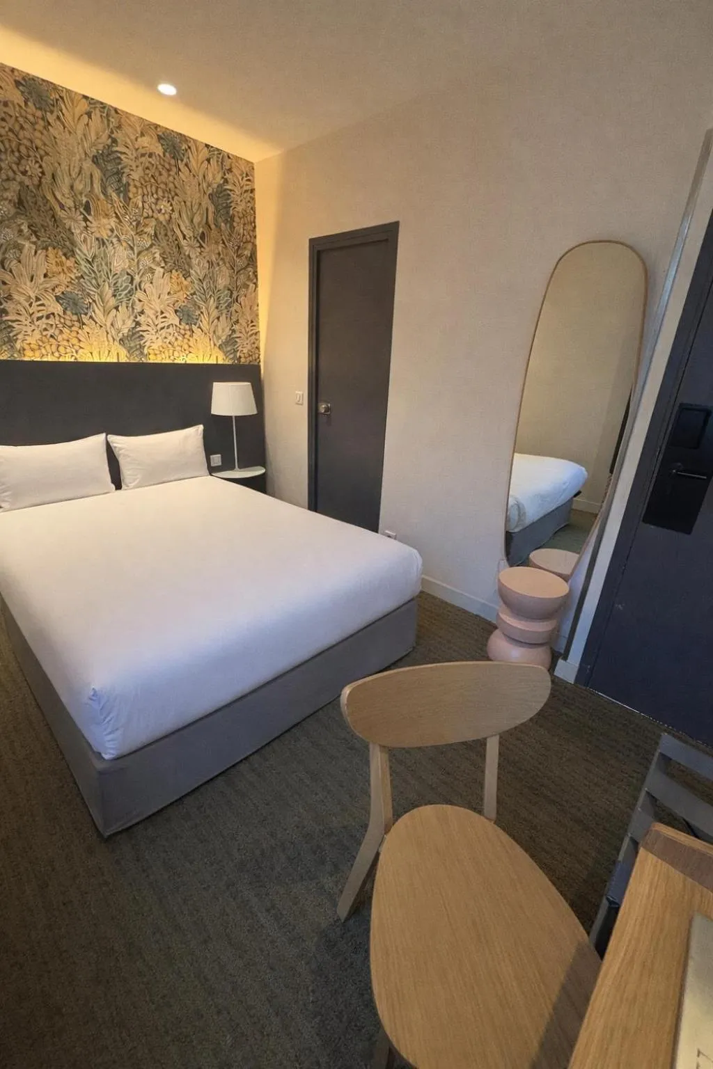 Bed in Parici Hôtel Boulogne Billancourt