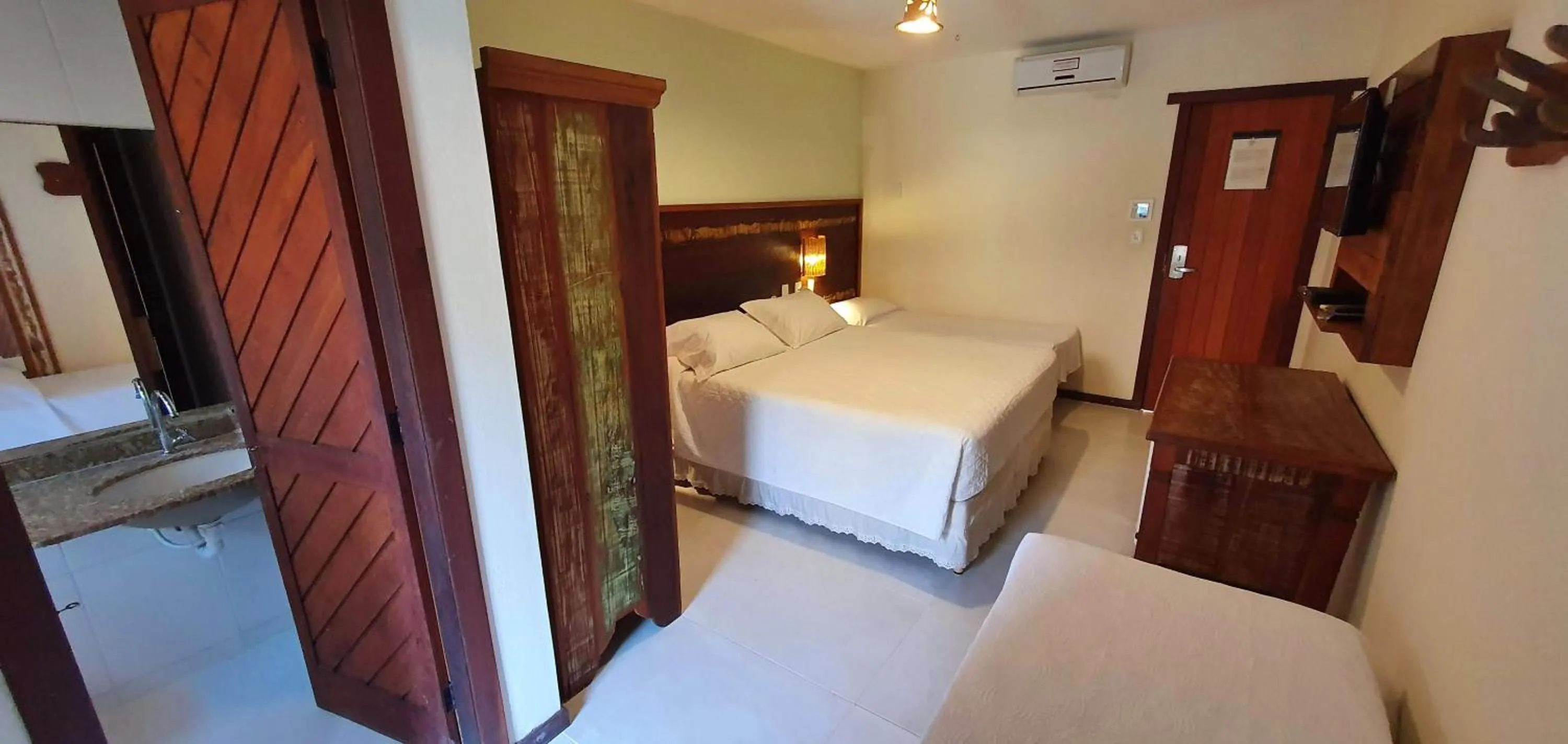 Photo of the whole room, Bed in Pousada Casa de Praia
