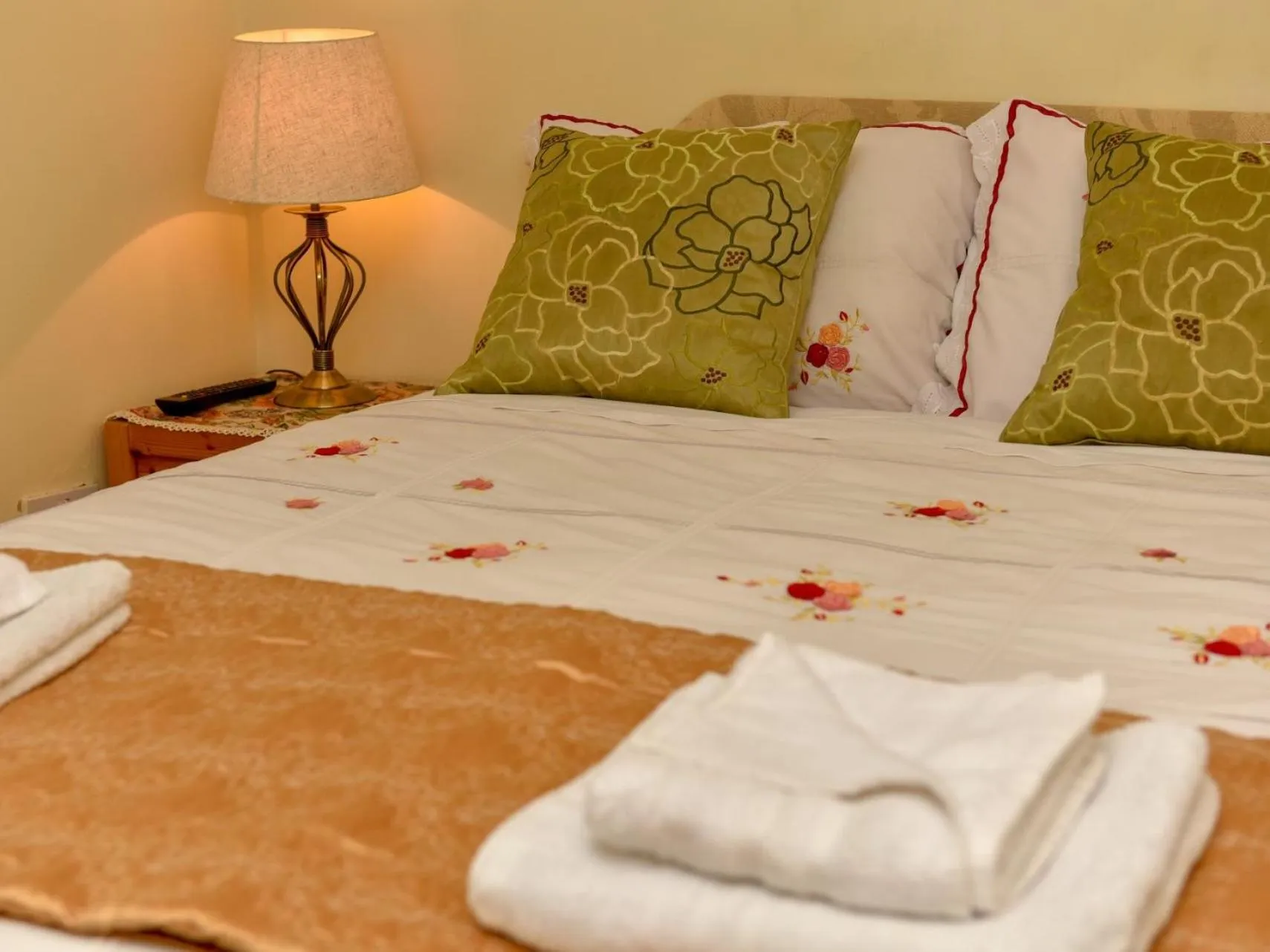 Bedroom, Bed in The Warren Guest House