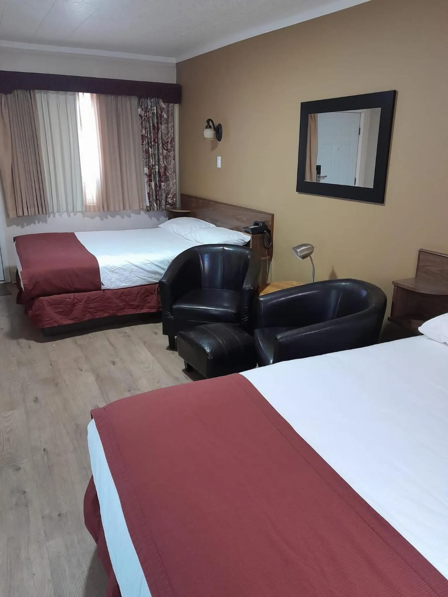 Bed in Travellers Motel