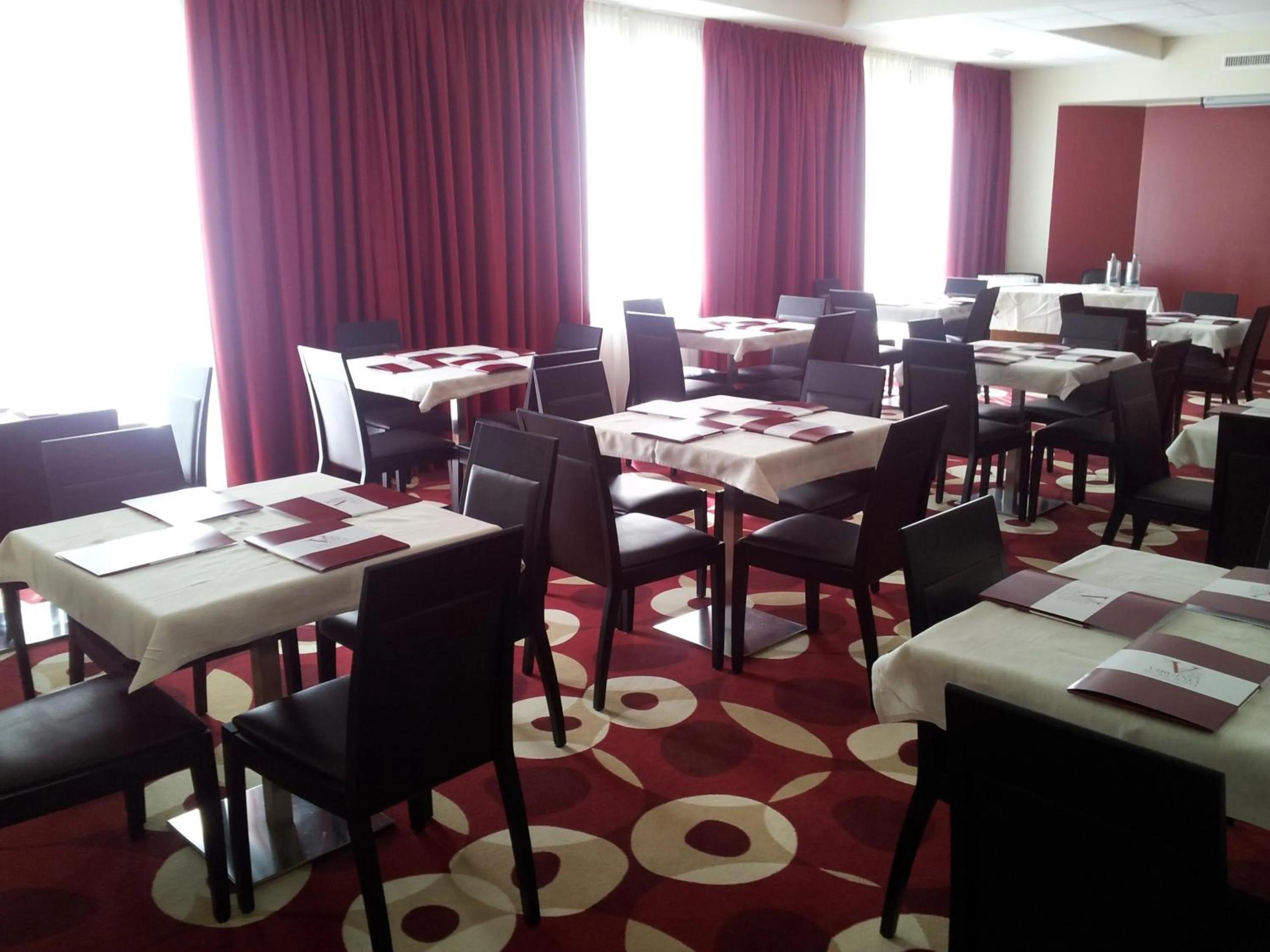 Business facilities in Virginia Palace Hotel