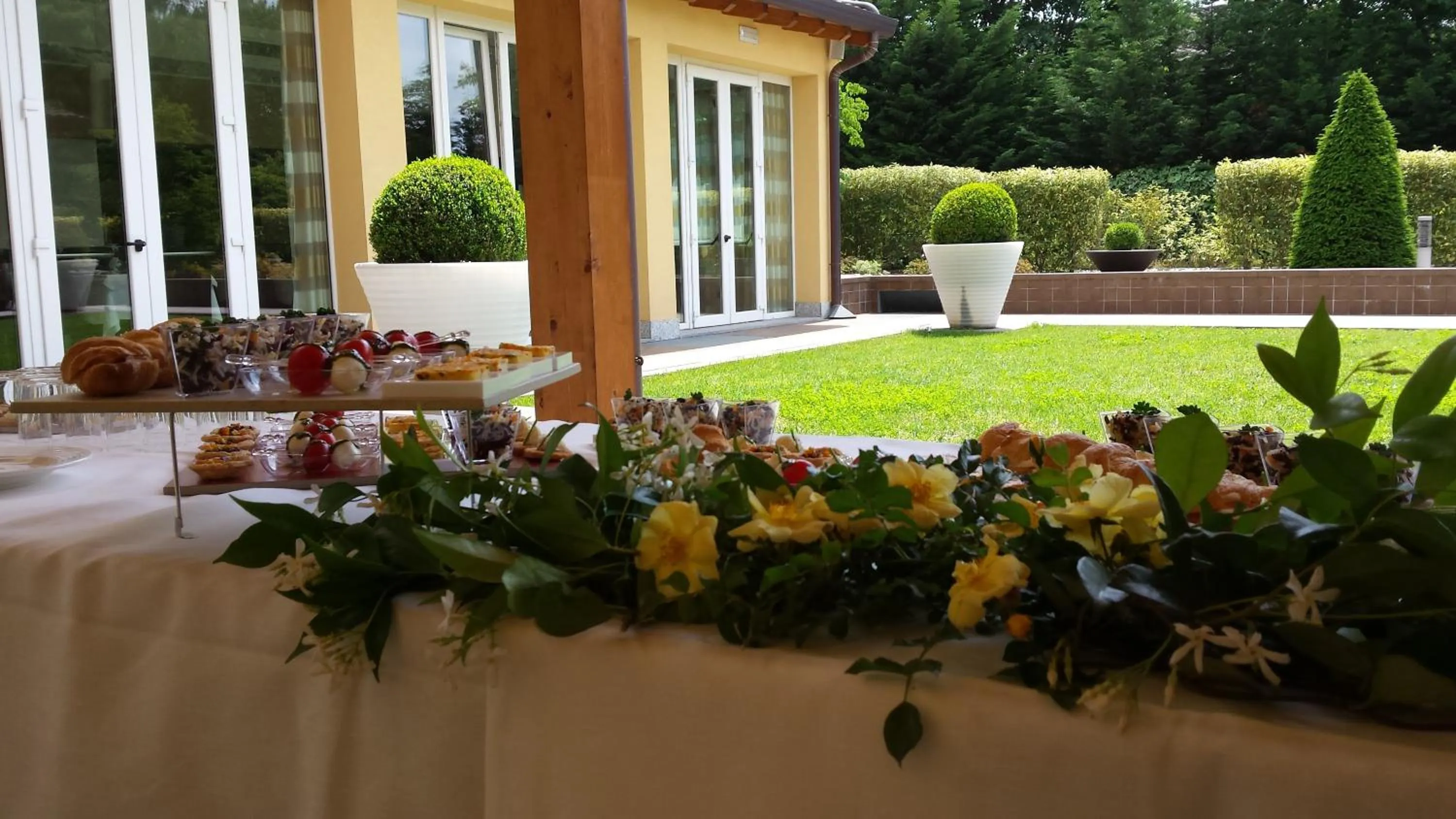 Food close-up in Virginia Palace Hotel