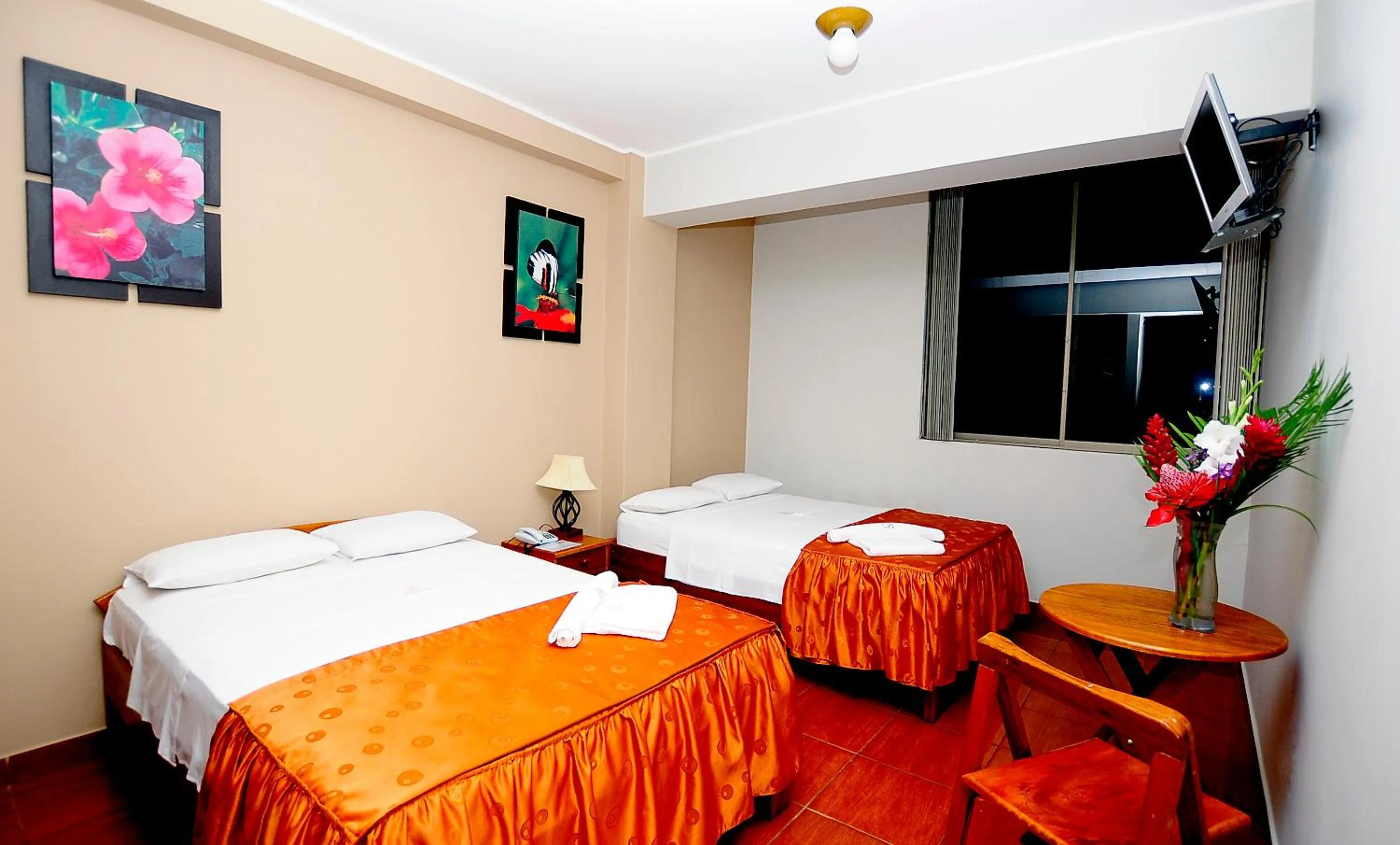 Photo of the whole room, Bed in Hotel Puerto Amazonico