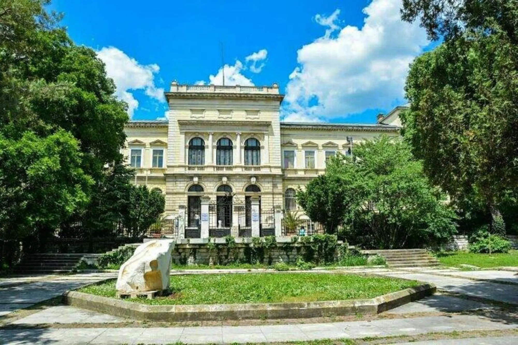 Nearby landmark in Hotel Elica