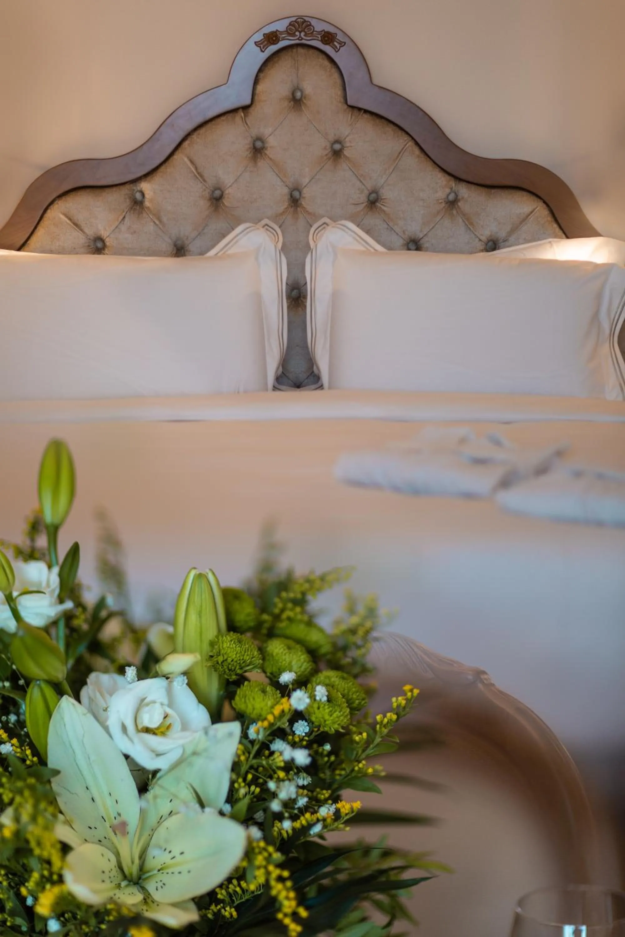 Bed in Legacy Gastro Suites