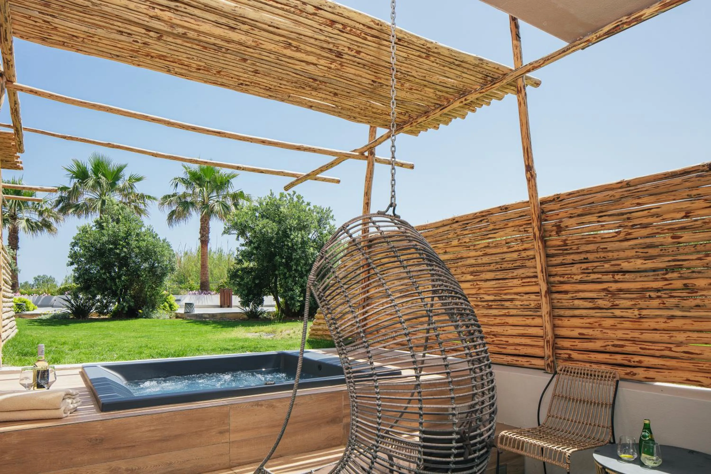 Hot Tub in La Mer Resort Spa Crete