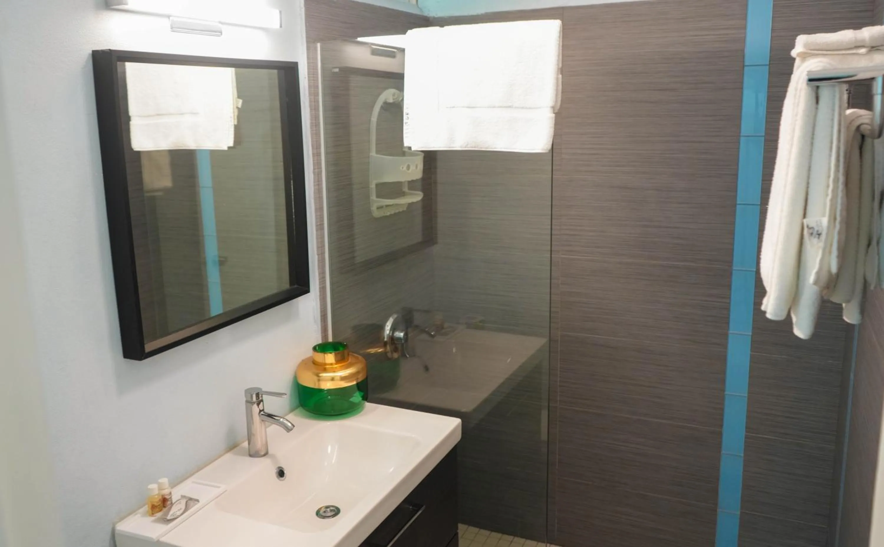 Shower in Palm Garden Hotel Barbados