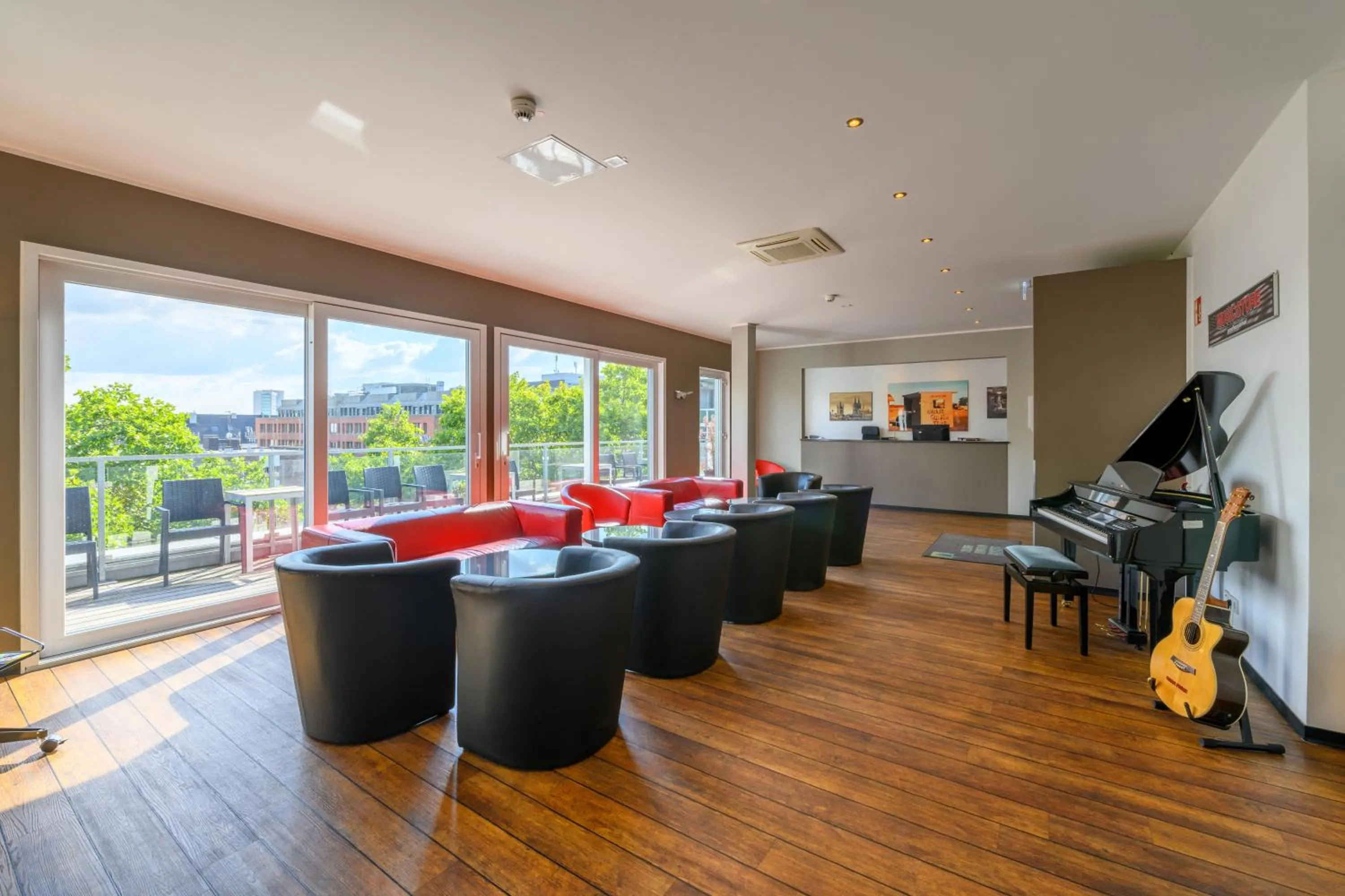 Lobby or reception in Art Rock Downtown Hotel
