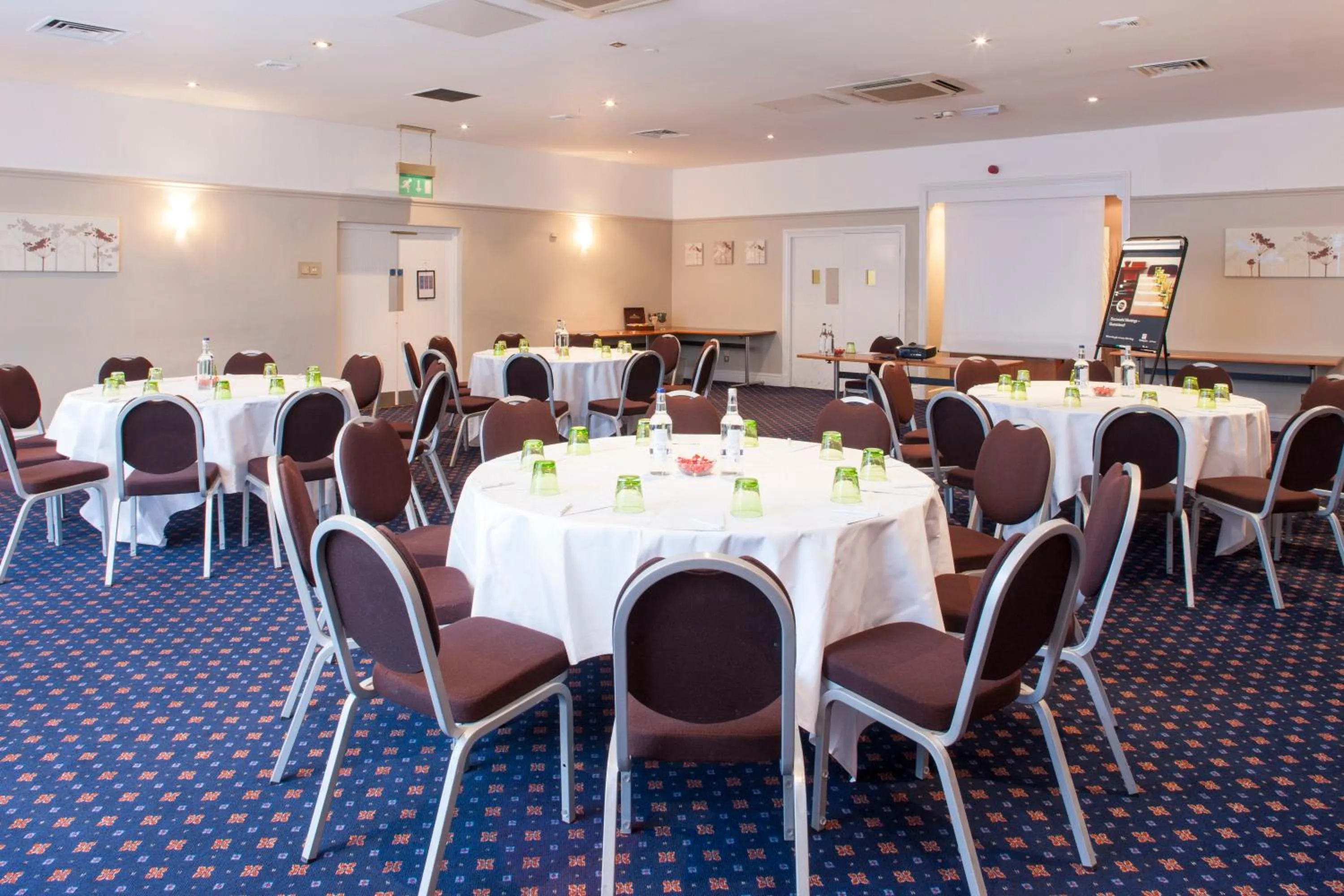 Meeting/conference room in Holiday Inn Washington by IHG