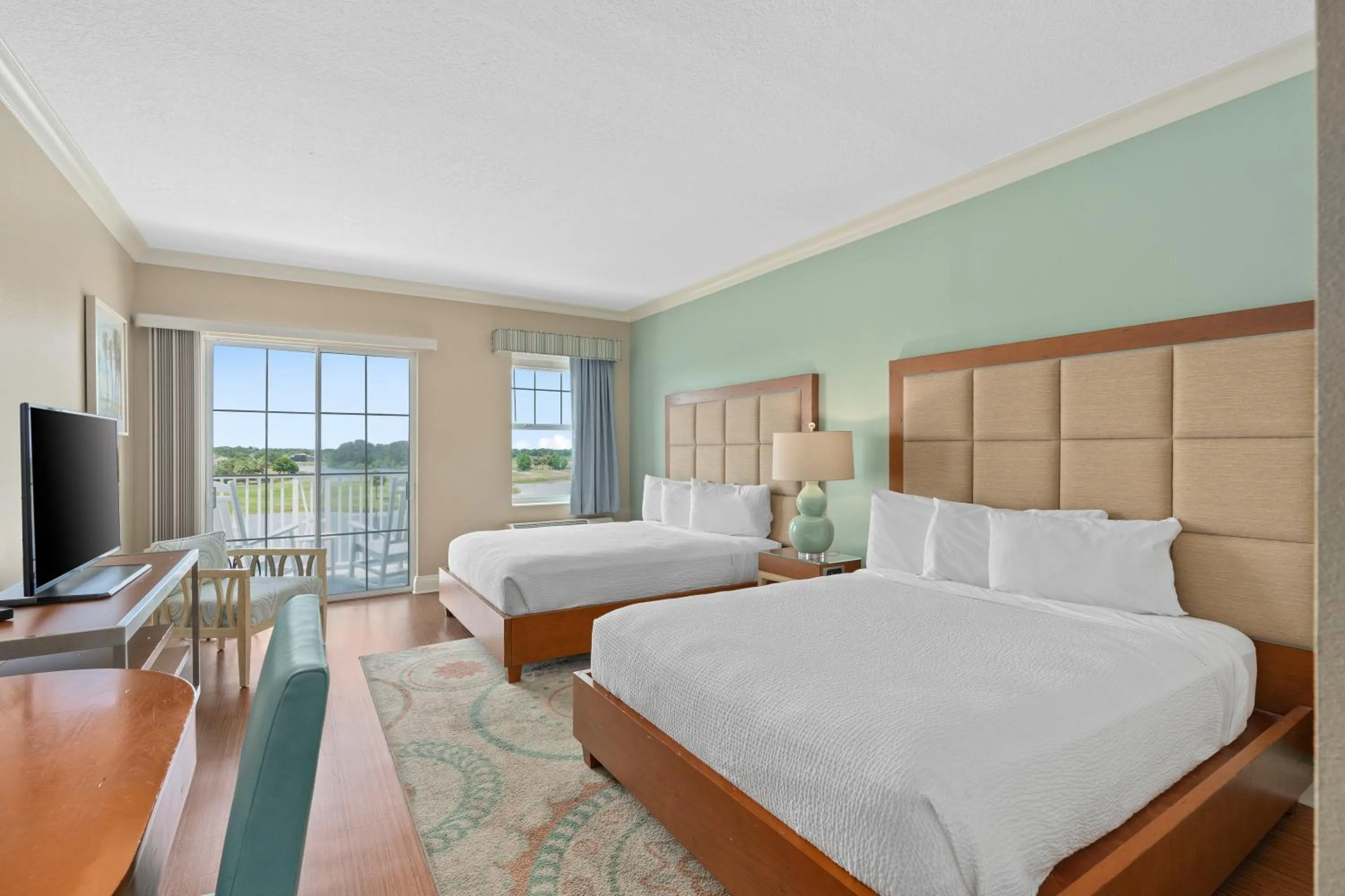 Bedroom, Bed in The Waterfront Inn