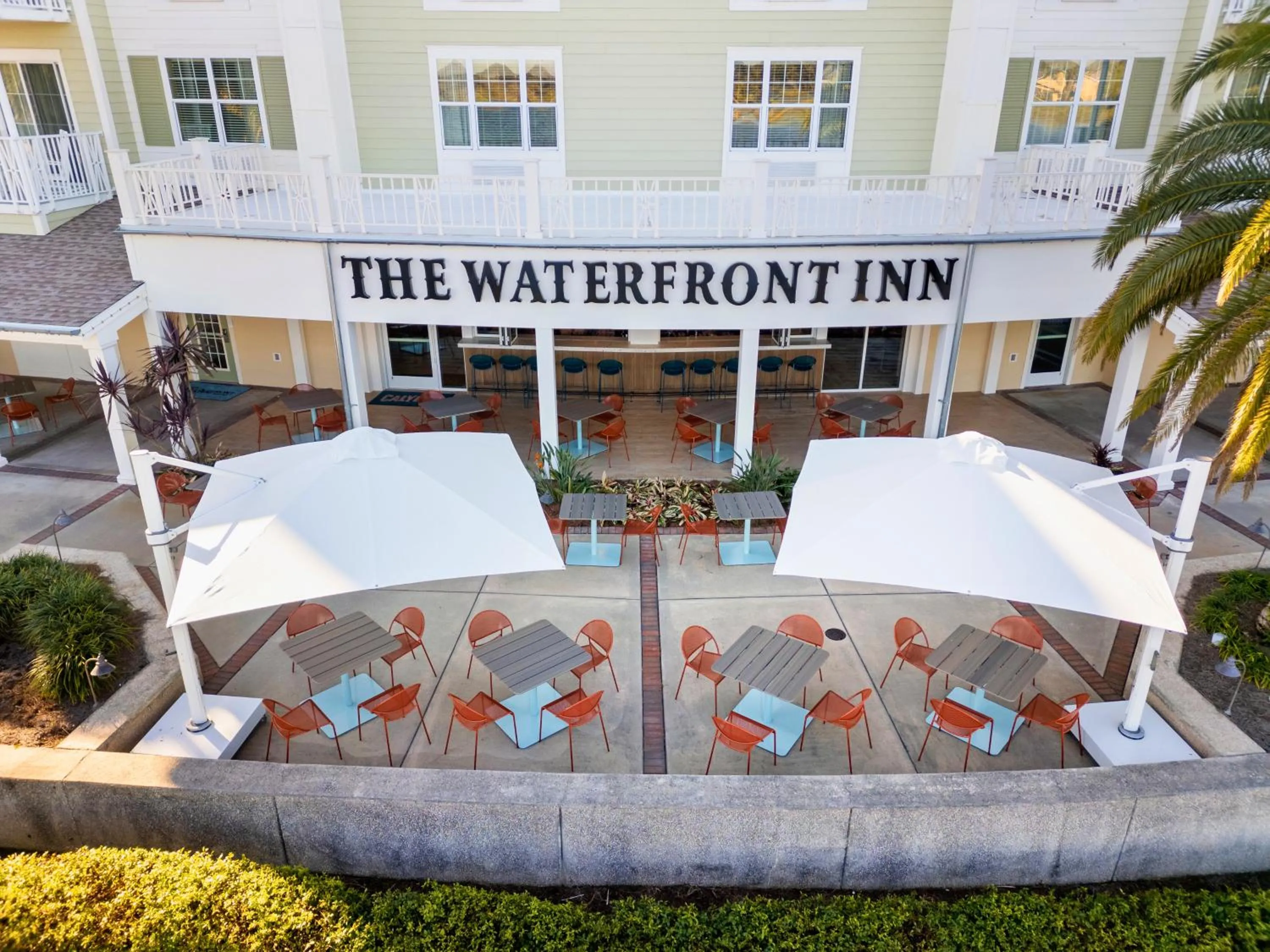 Patio in The Waterfront Inn