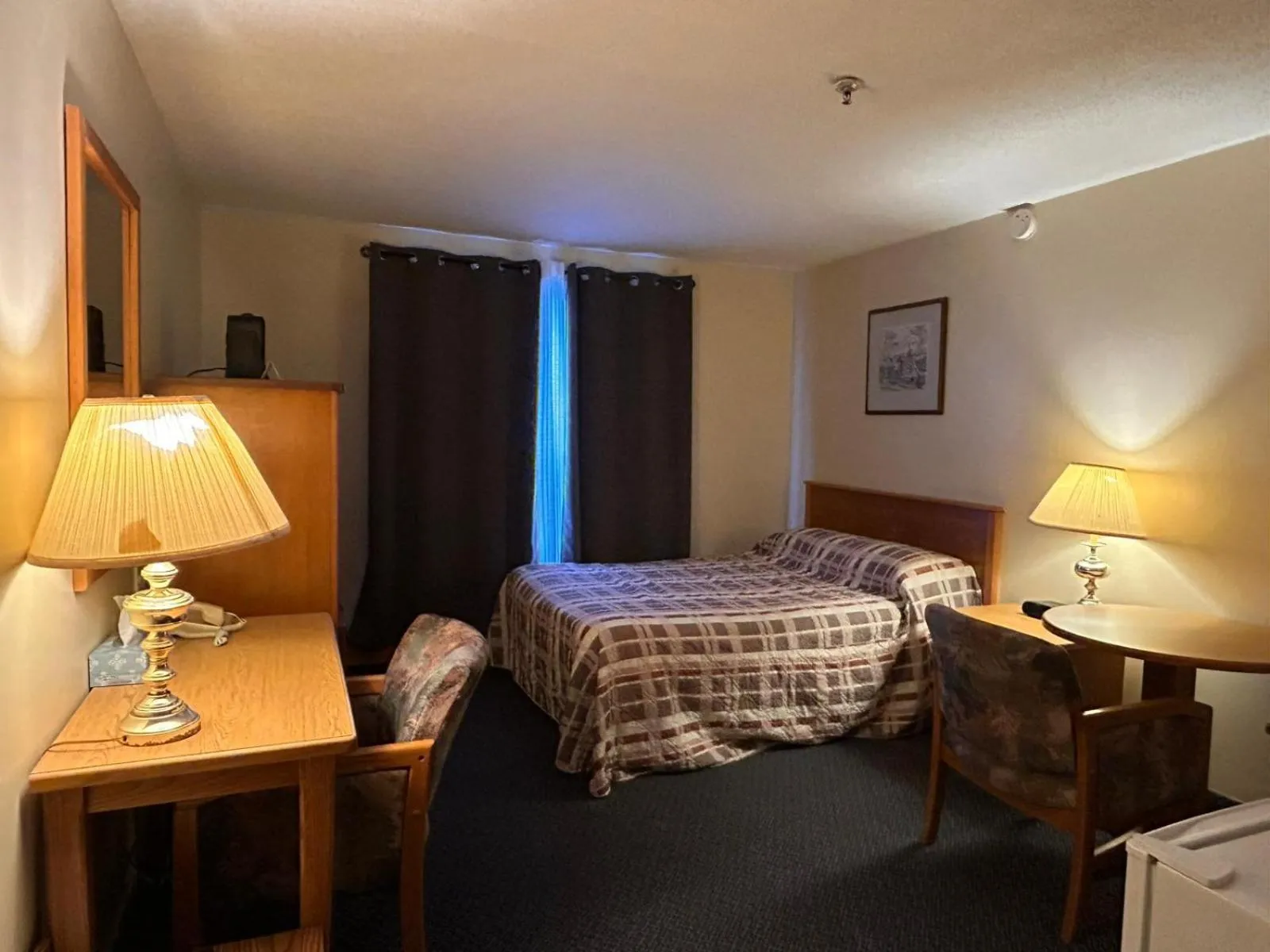 Bed in Discovery Inn