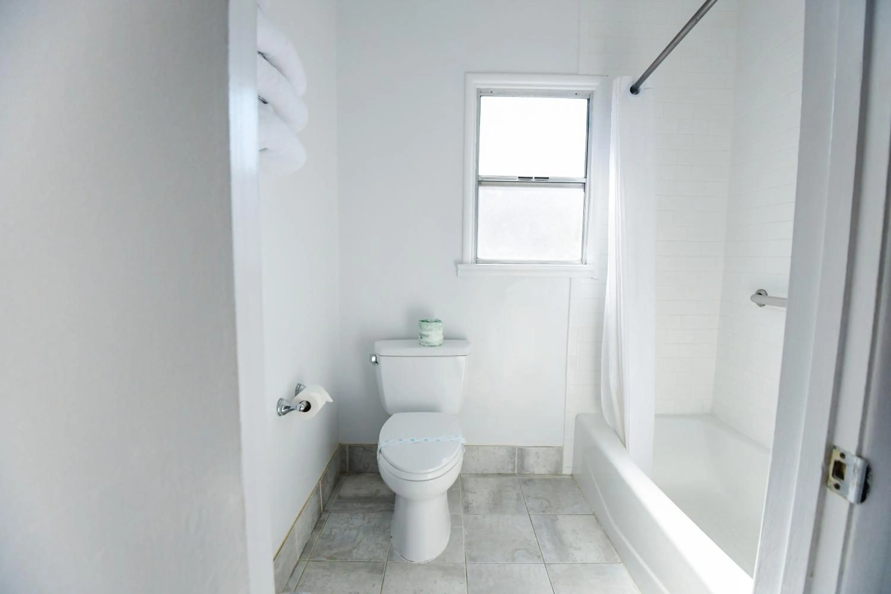 Bathroom in The Hamlet Inn