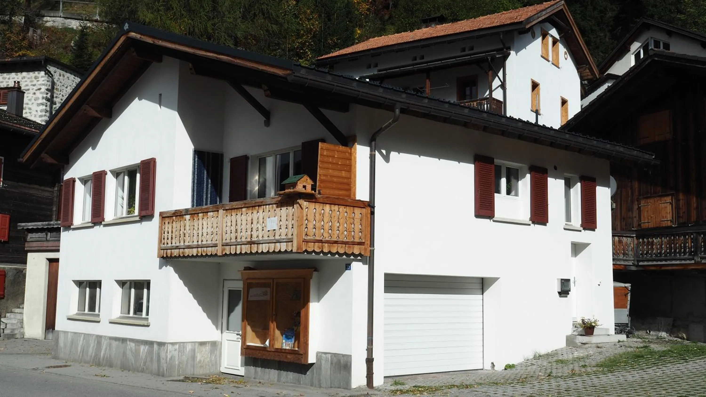 Property building in BnB Ernesto Langwies - NOT Davos