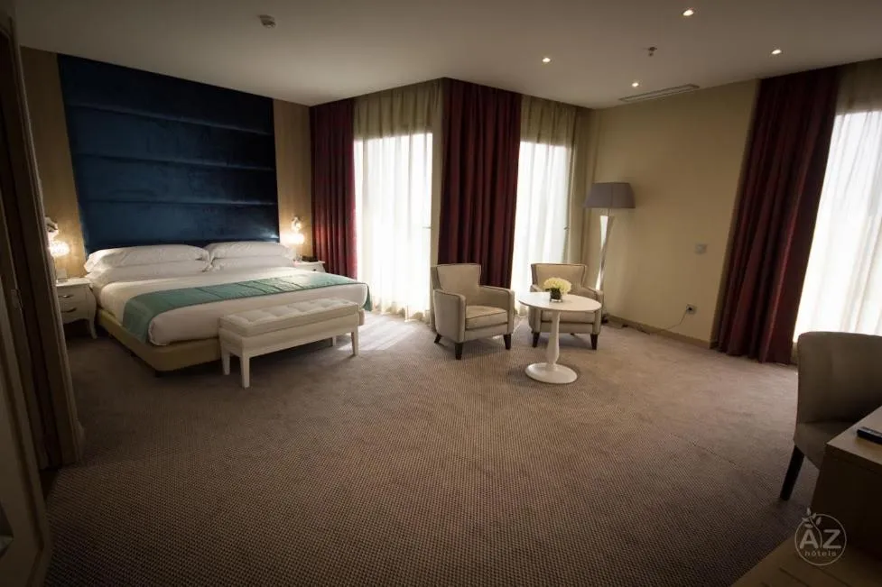 Bed in AZ Hôtels Zephyr