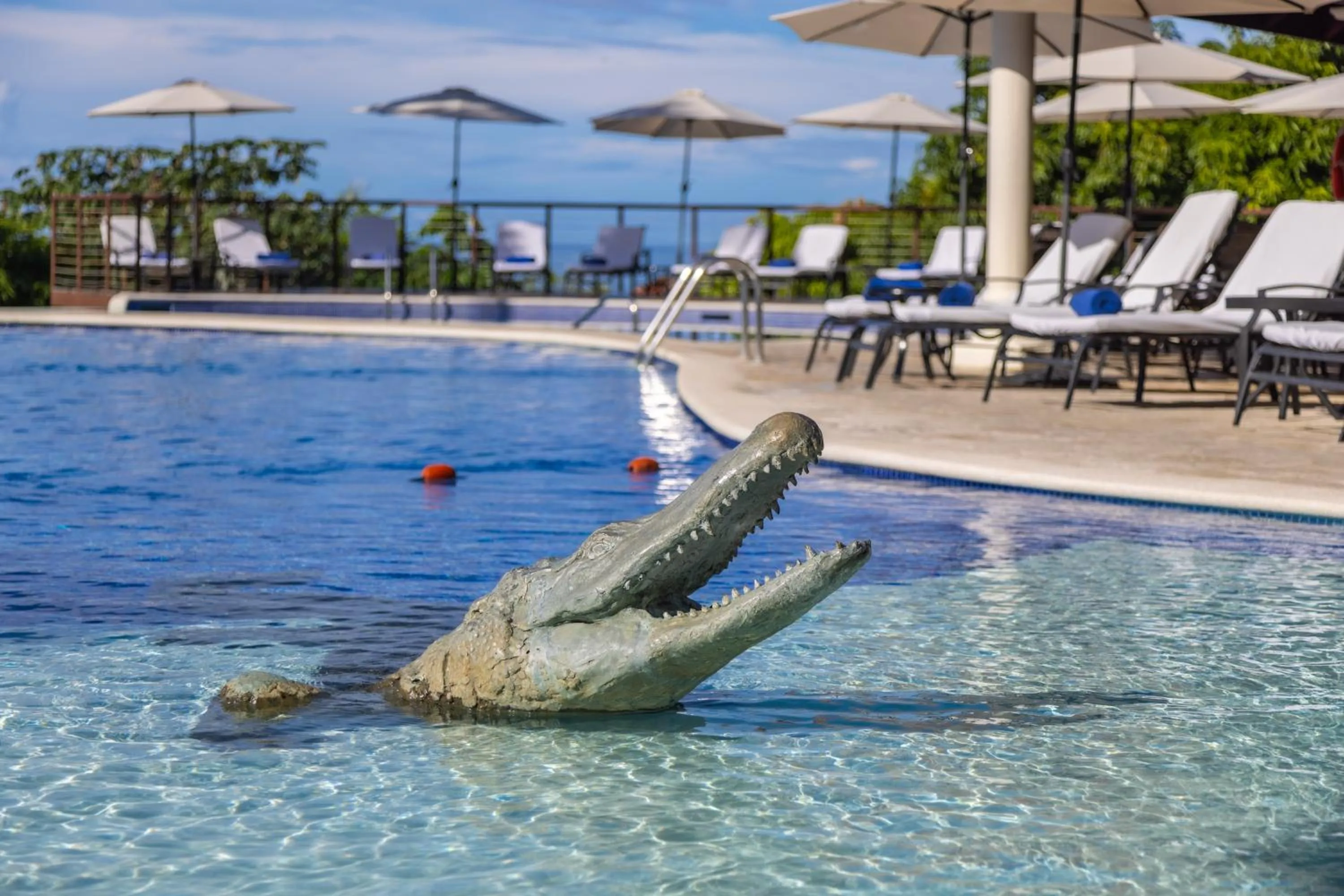 Swimming pool in Parador Nature Resort and Spa