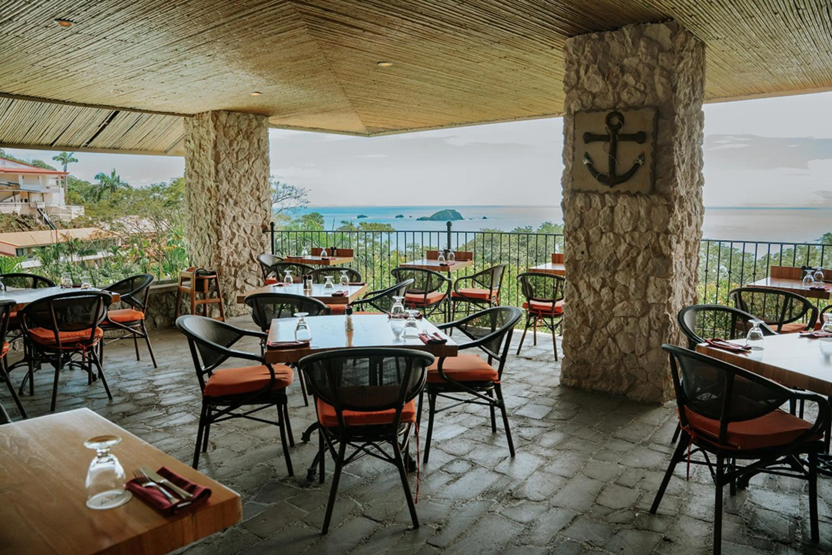 Restaurant/places to eat in Parador Nature Resort and Spa