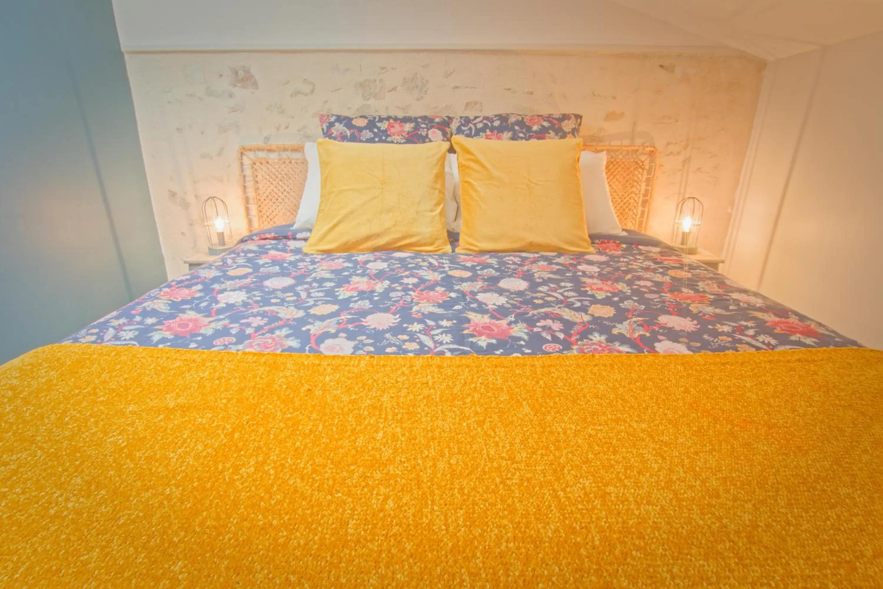 Bed in La Belle lurette