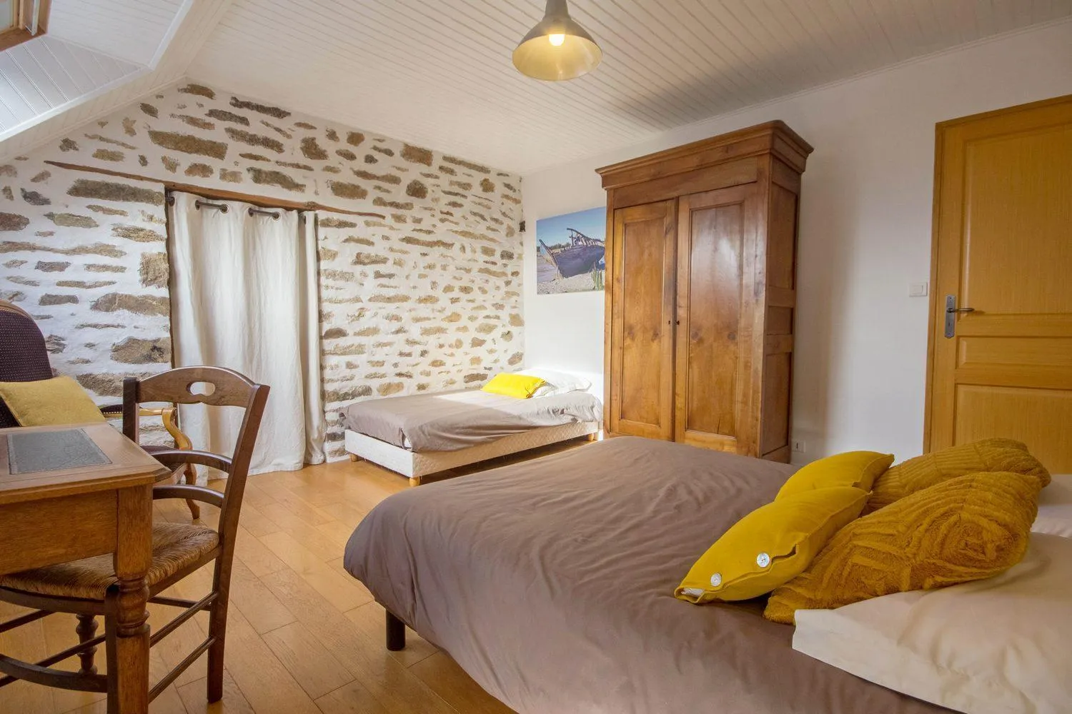 Bed in Les Jardins de Coët-Kra