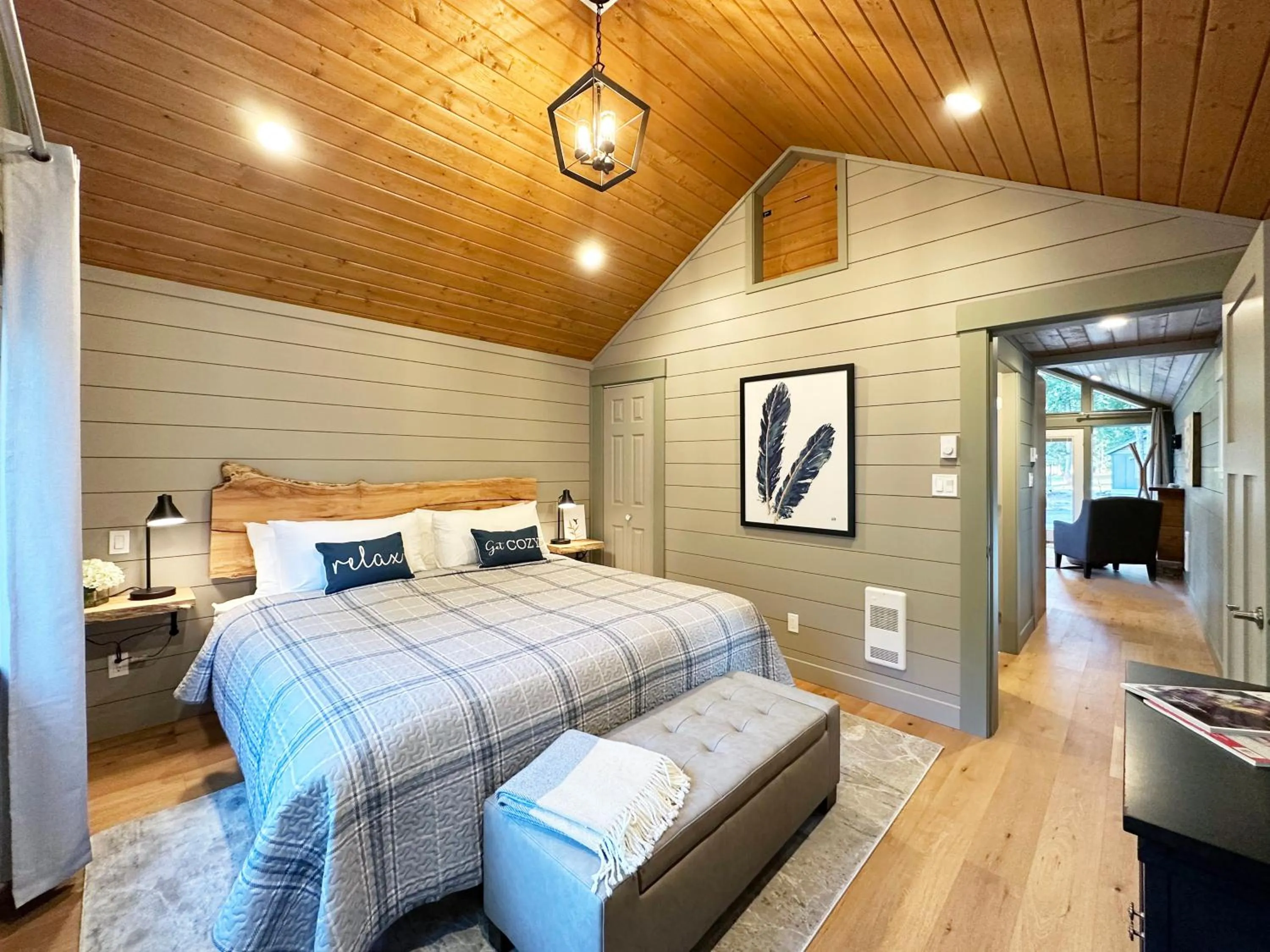 Bedroom, Bed in Crown Isle Resort & Golf Community