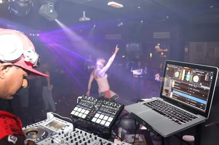 Evening entertainment in Al Qurum Resort