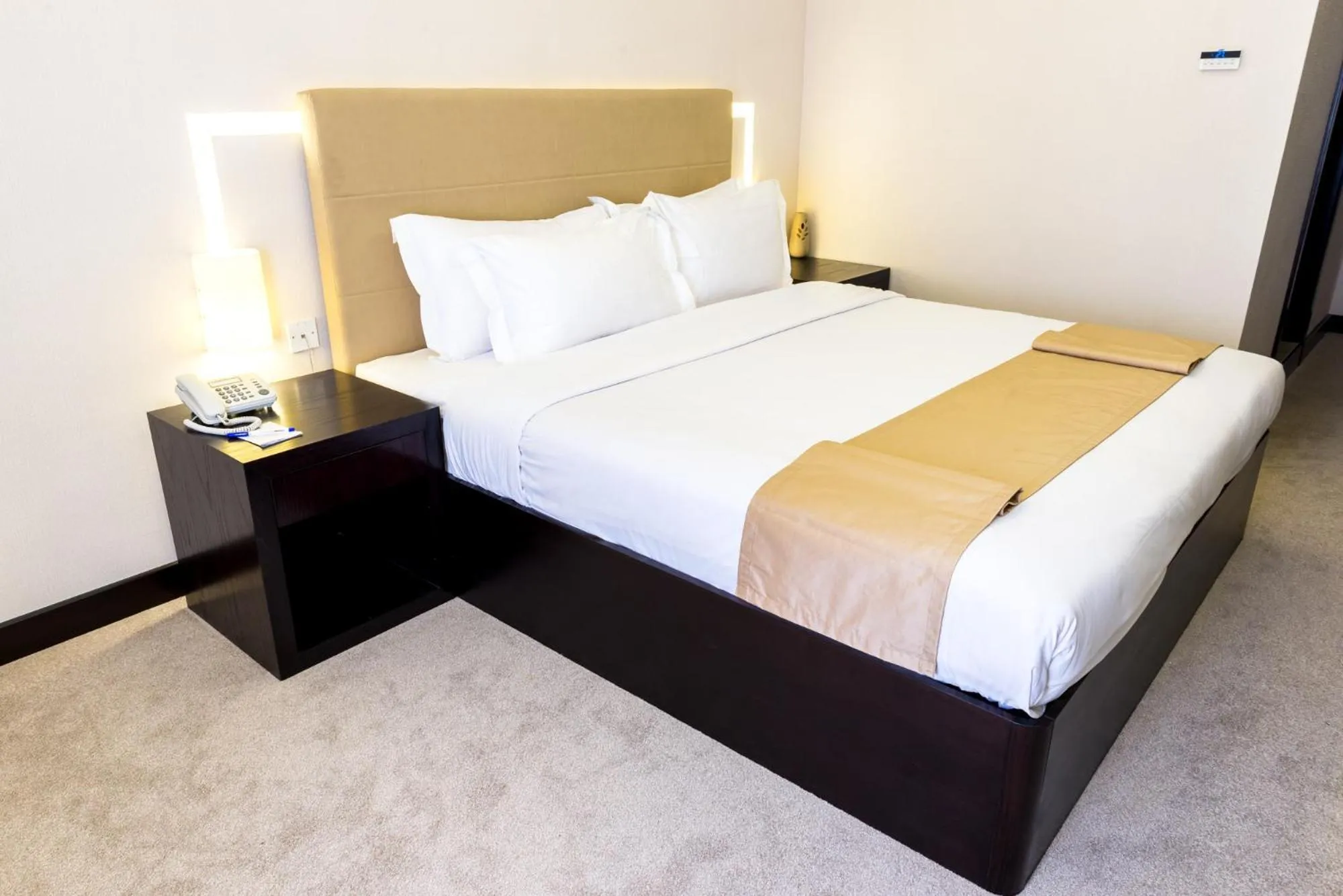 Bedroom, Bed in Al Qurum Resort