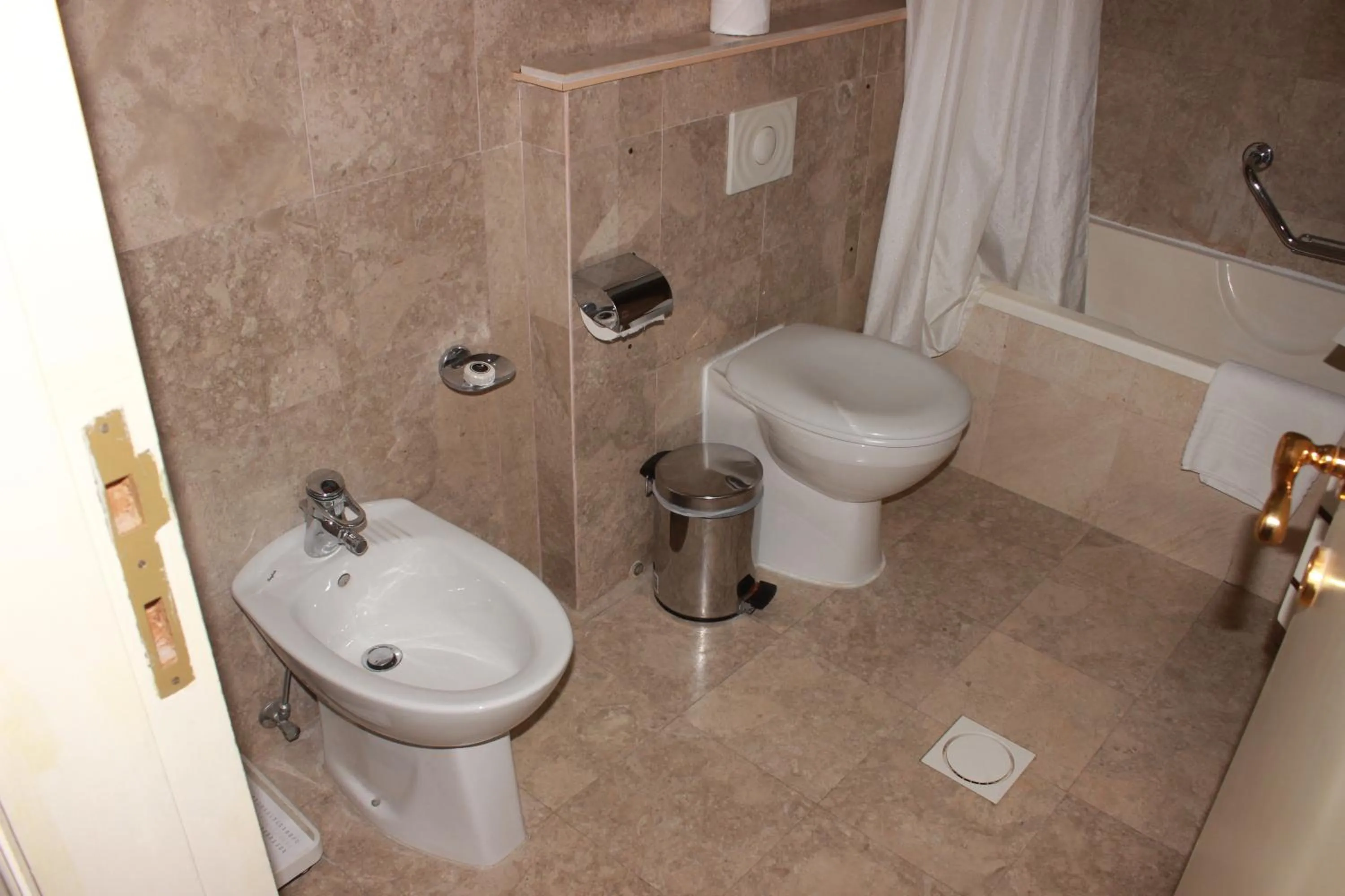 Bathroom in Al Qurum Resort