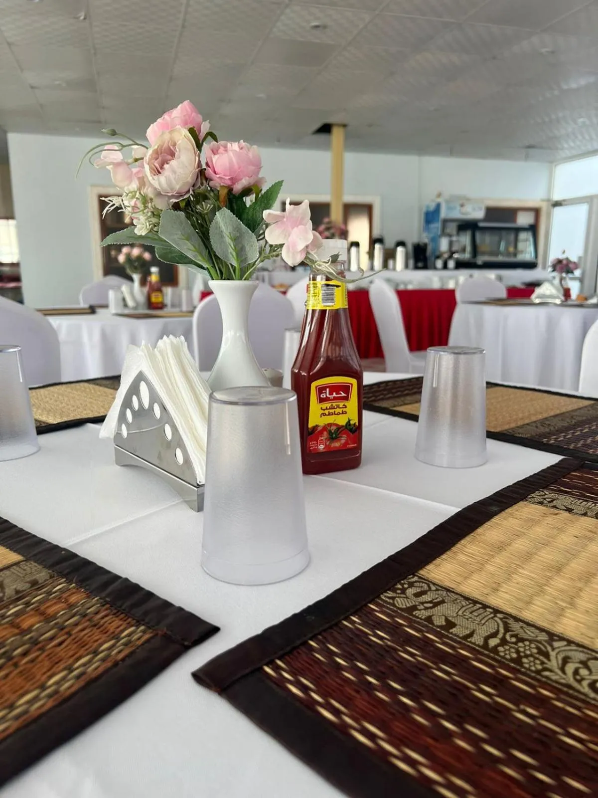 Restaurant/places to eat in Al Ayjah Plaza Hotel