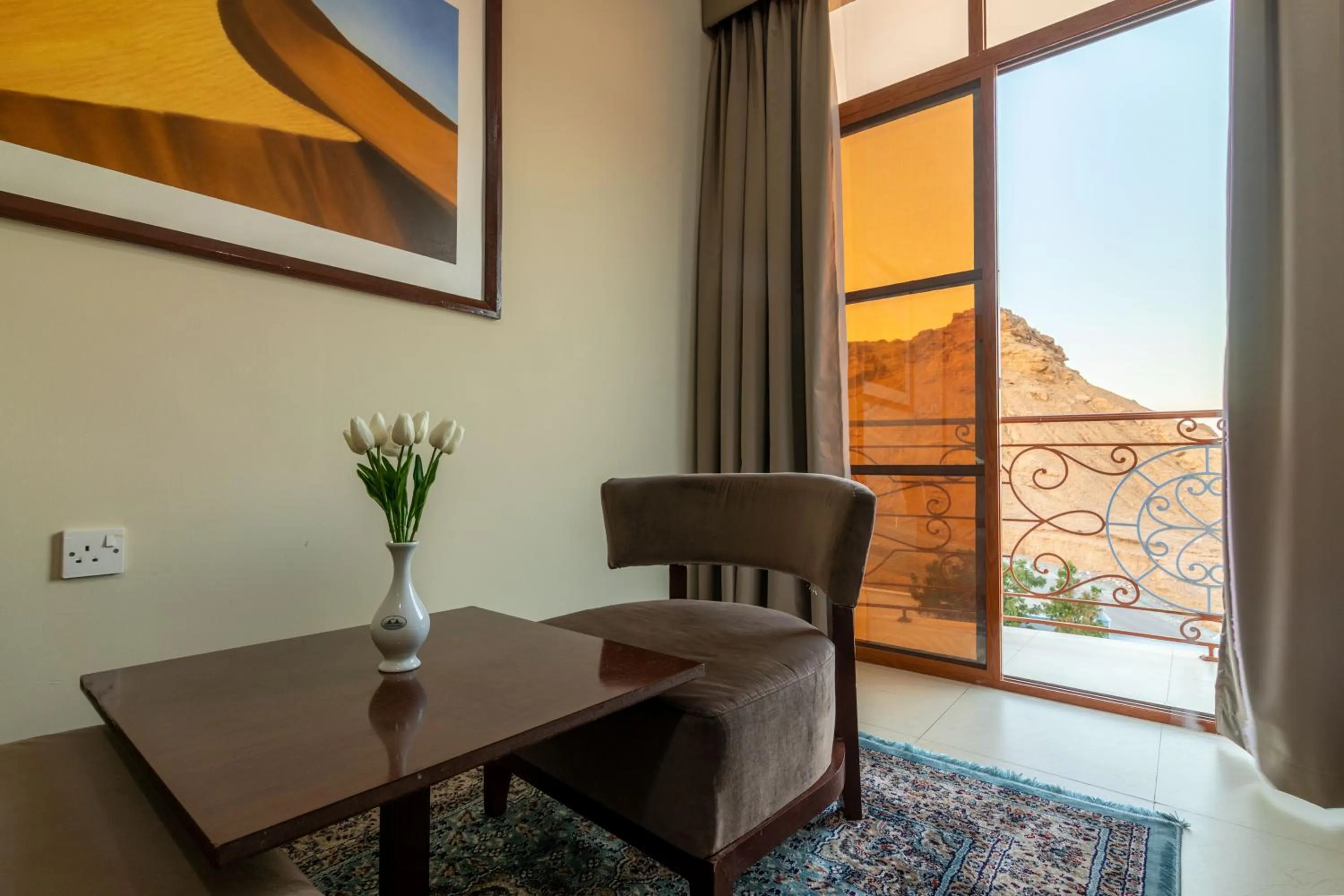 Mountain view in Al Ayjah Plaza Hotel