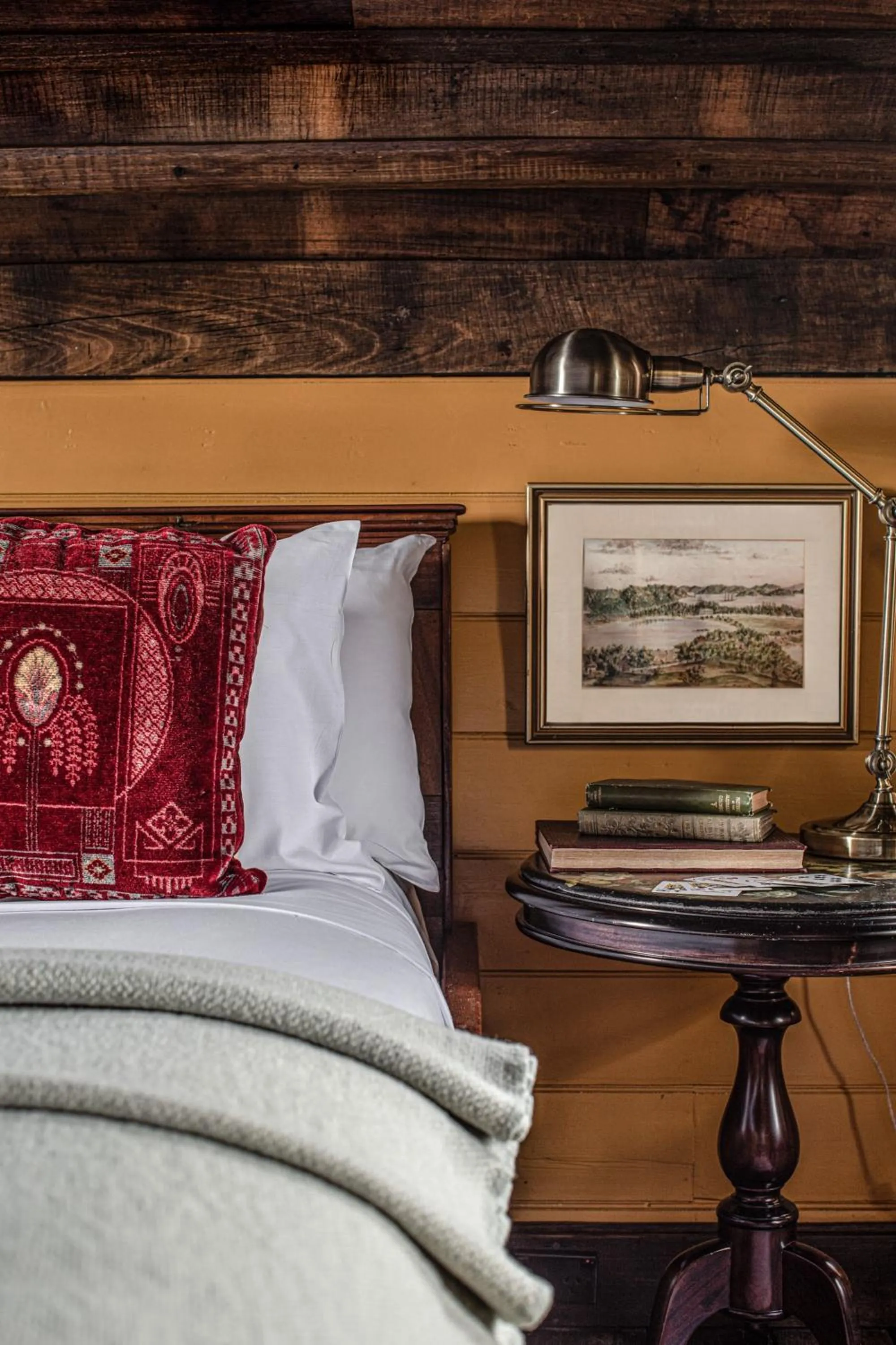 Bedroom, Bed in The Corinda Collection