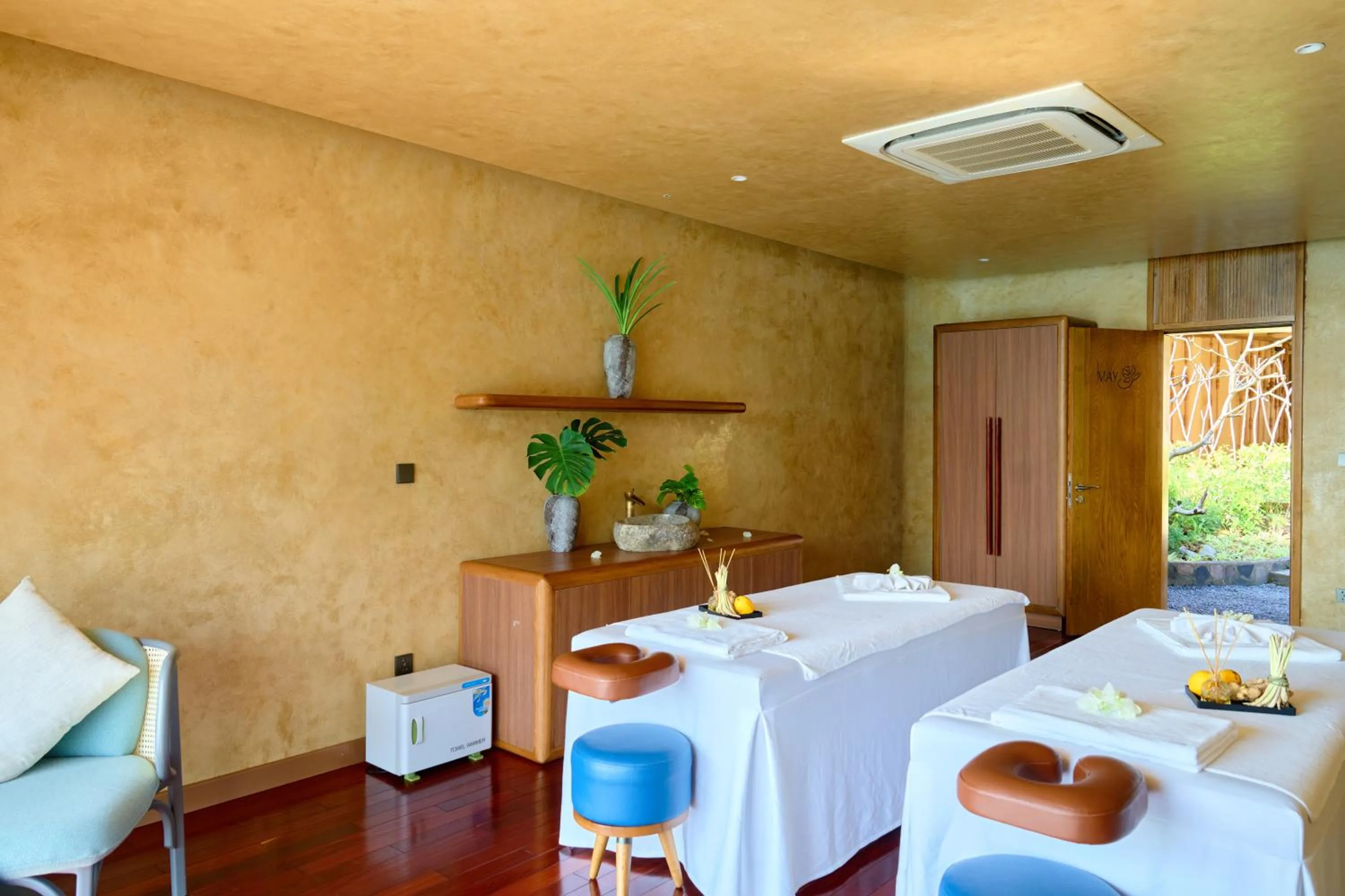 Spa and wellness centre/facilities, Bed in The May Legend Catba