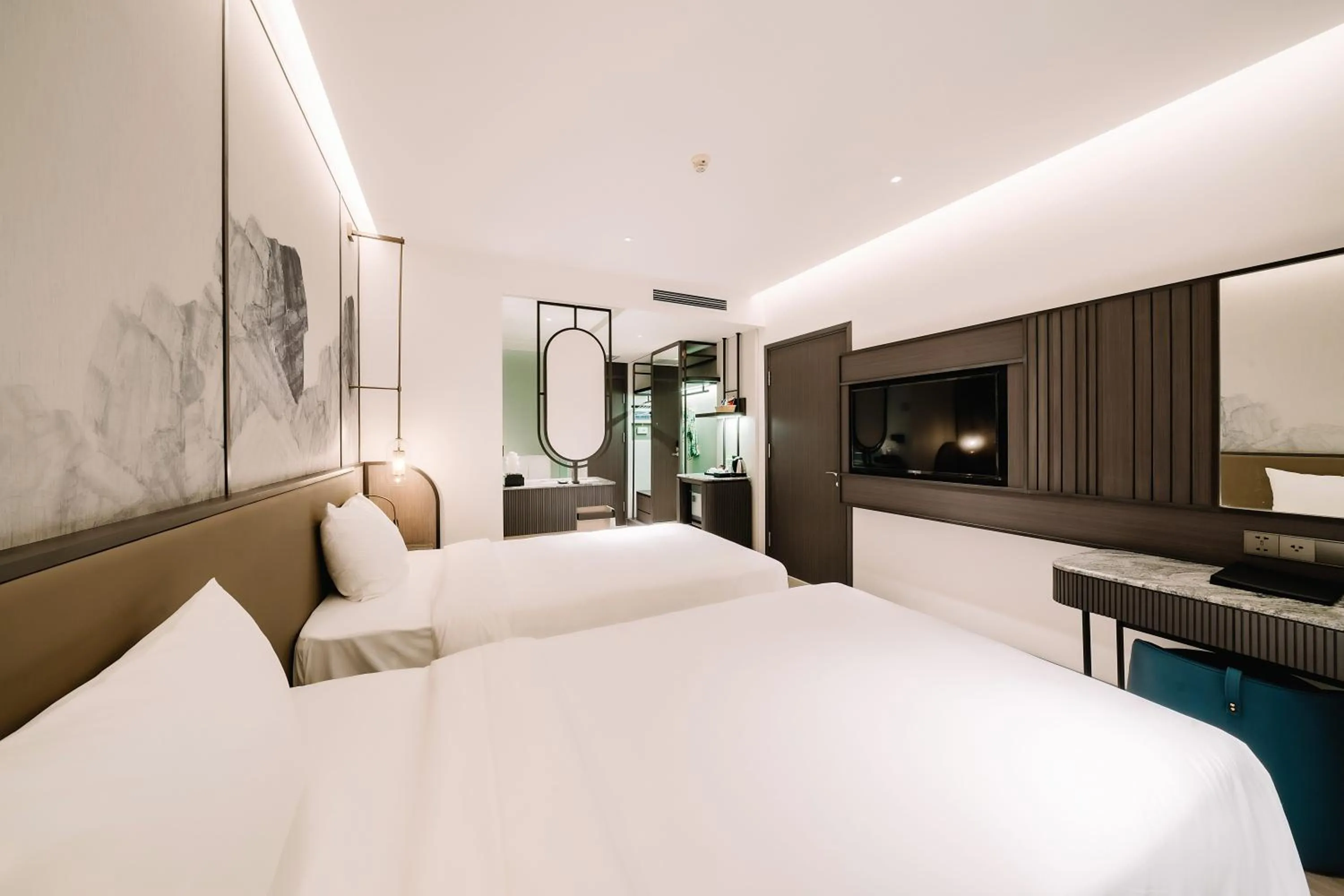 Bedroom, Bed in The May Legend Catba