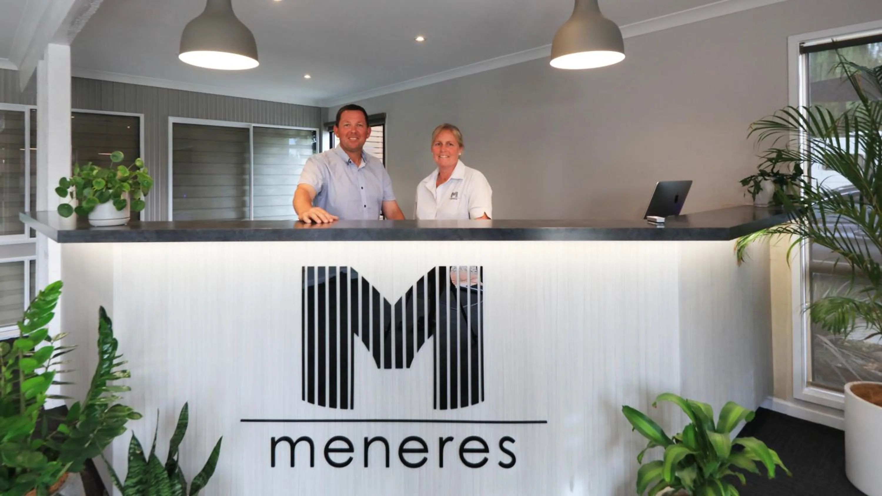 Property logo or sign in Motel Meneres