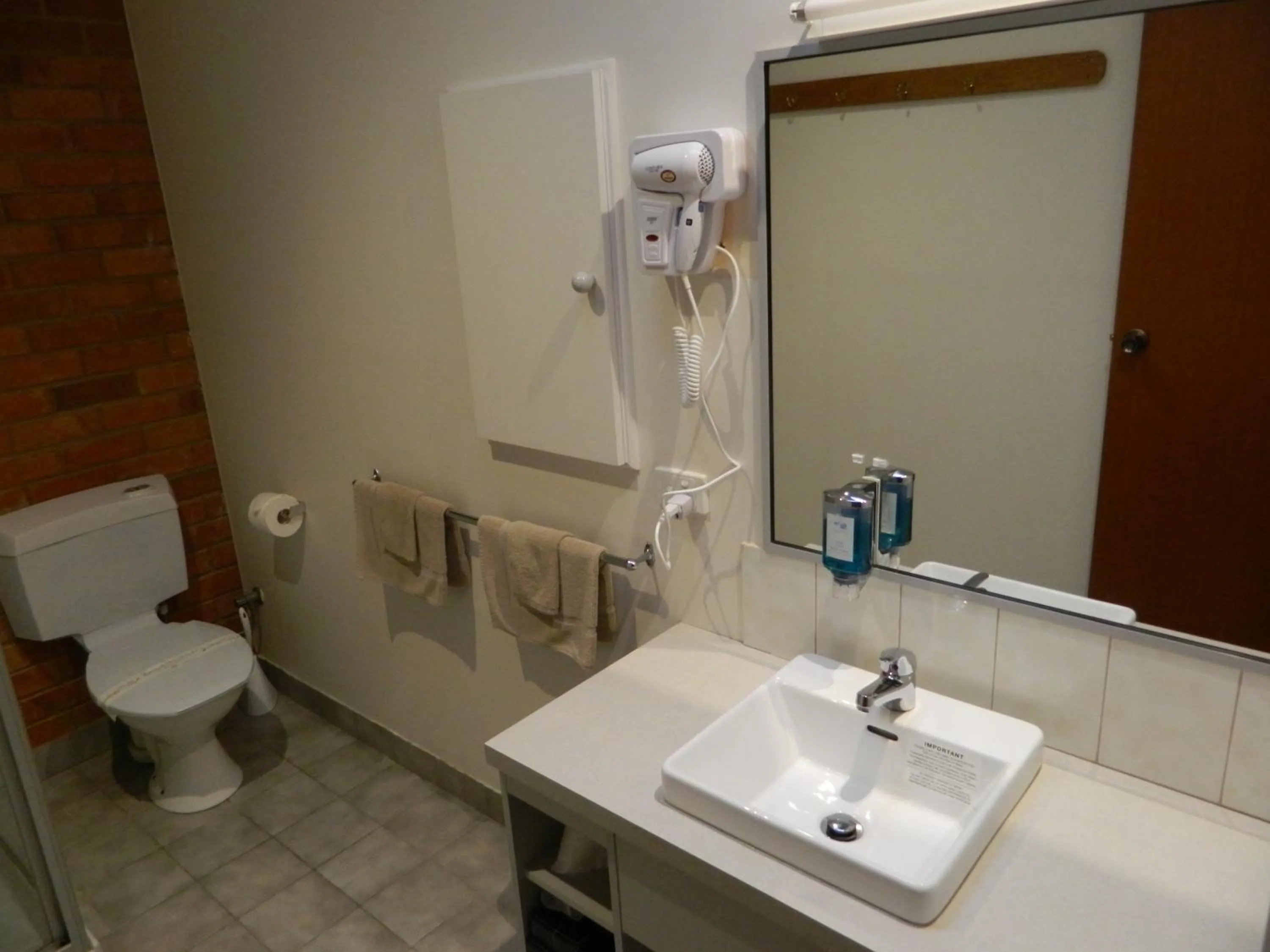 Werribee Motel and Apartments