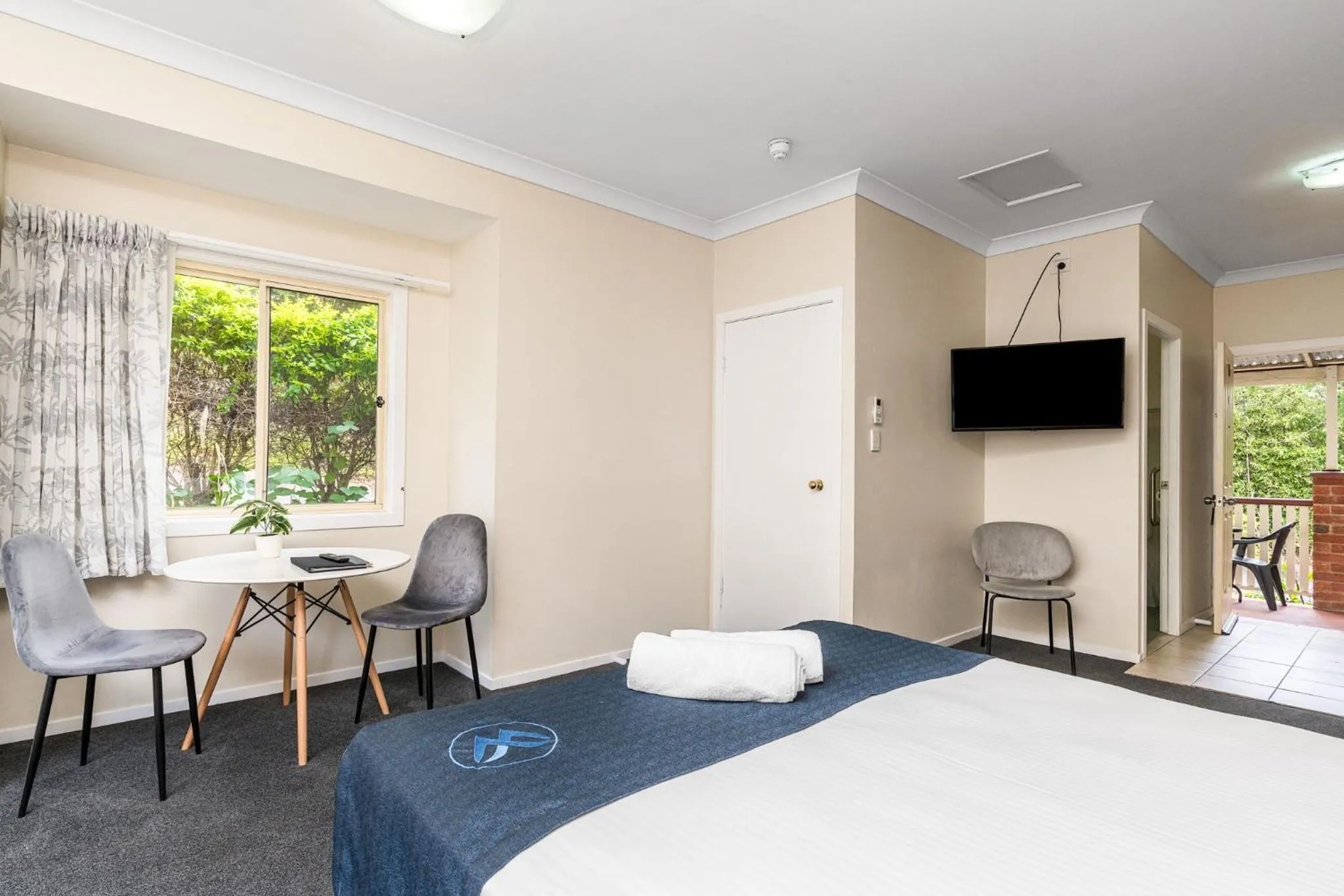 Bed in Lismore Wilson Motel