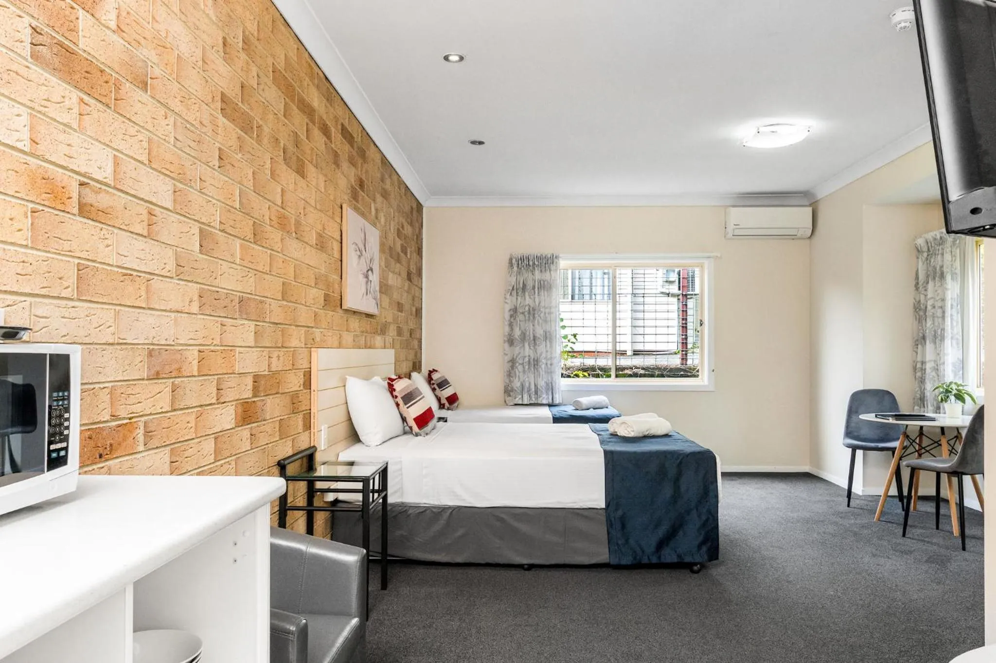 Bed in Lismore Wilson Motel