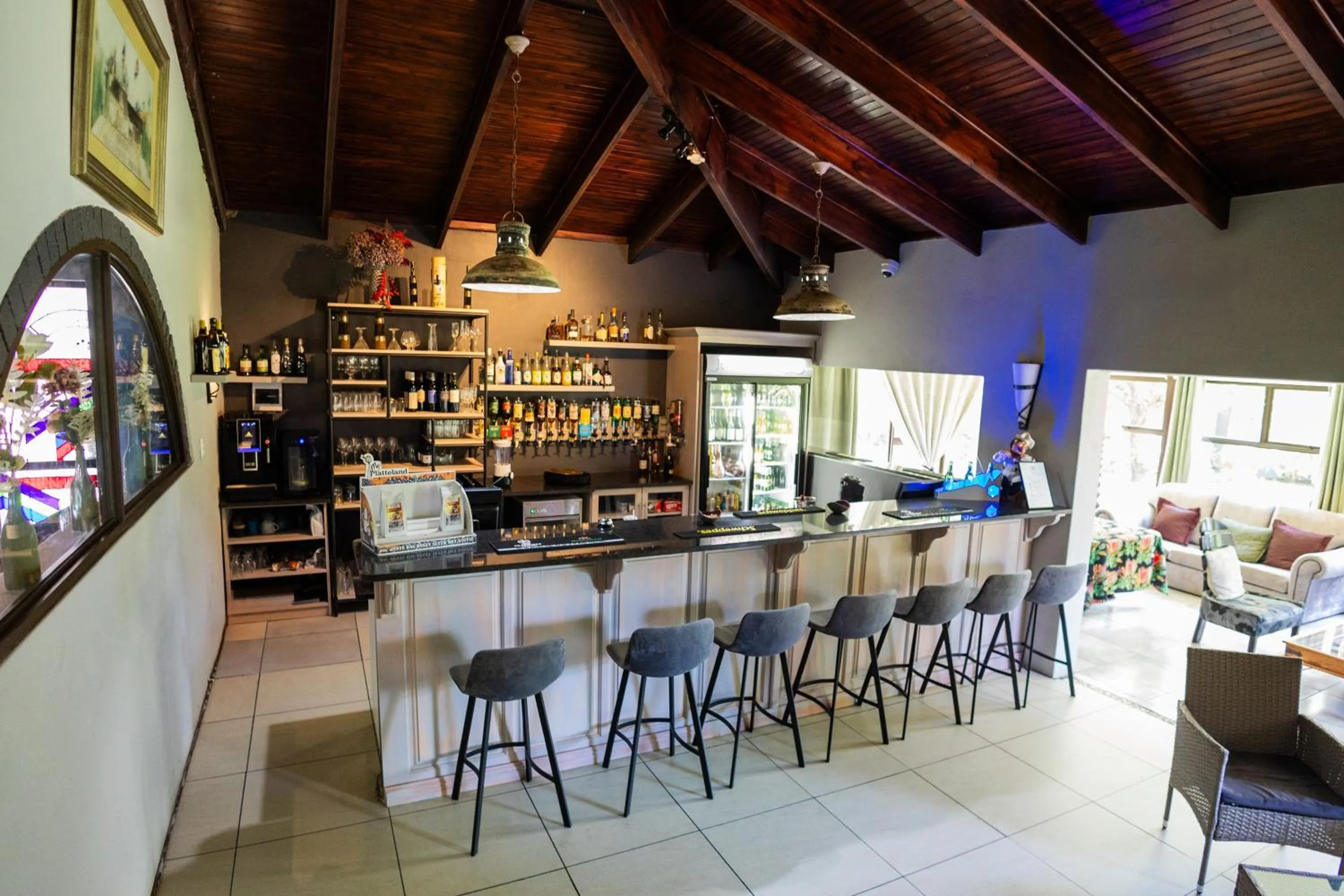 Lounge or bar in Lavender Hill Country Estate and Wedding Venue