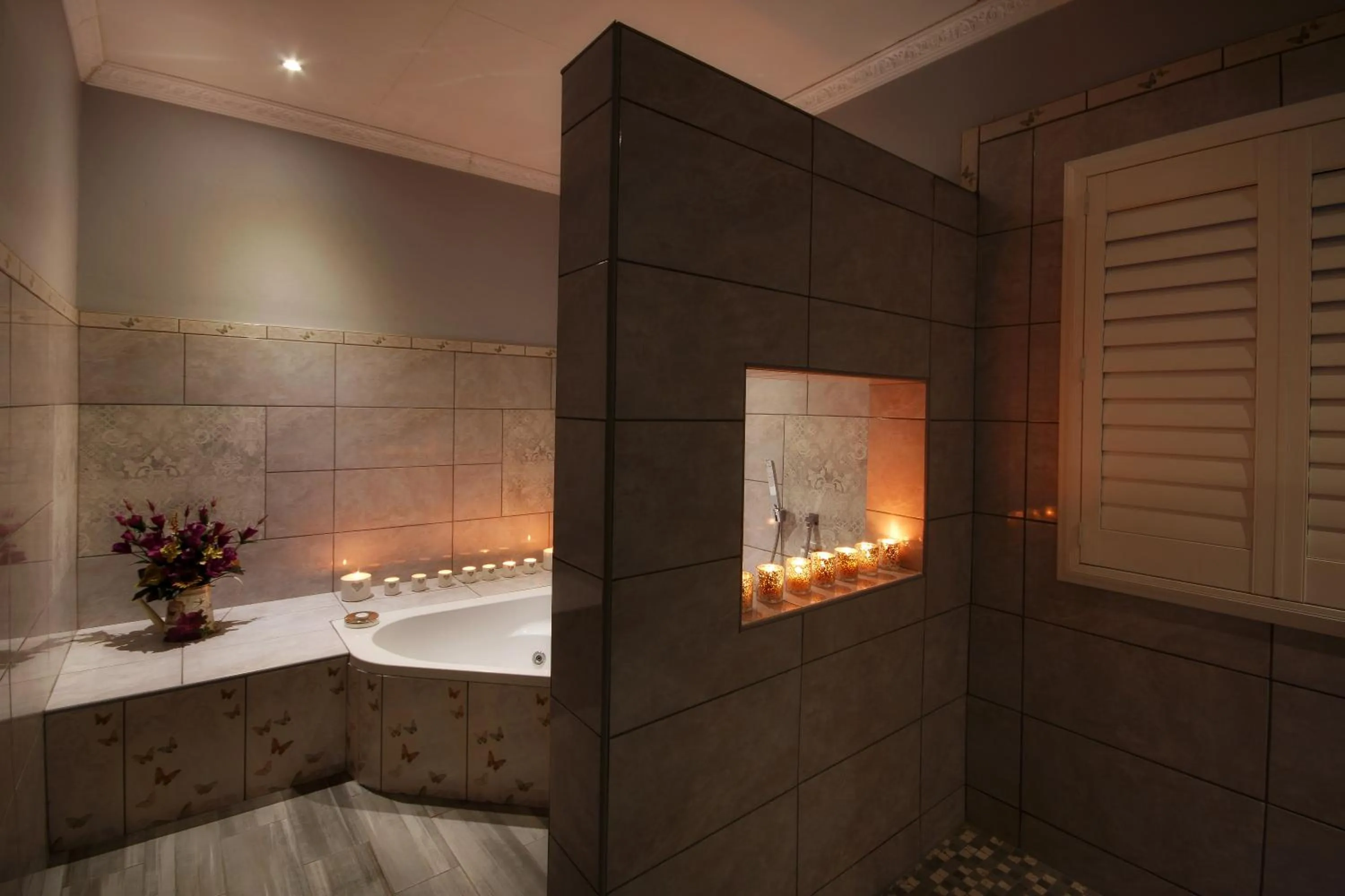 Bathroom in Lavender Hill Country Estate and Wedding Venue