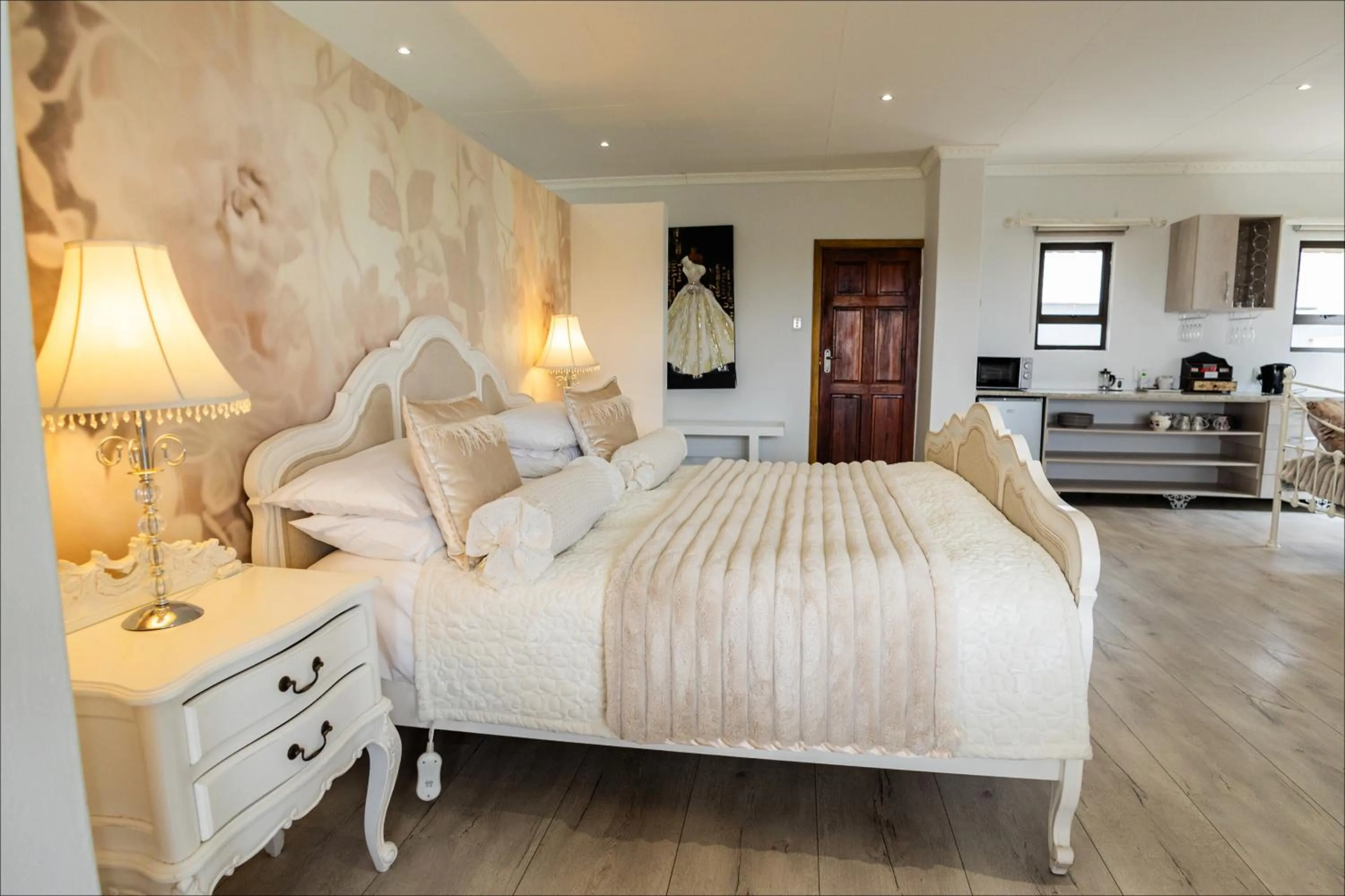 Bed in Lavender Hill Country Estate and Wedding Venue