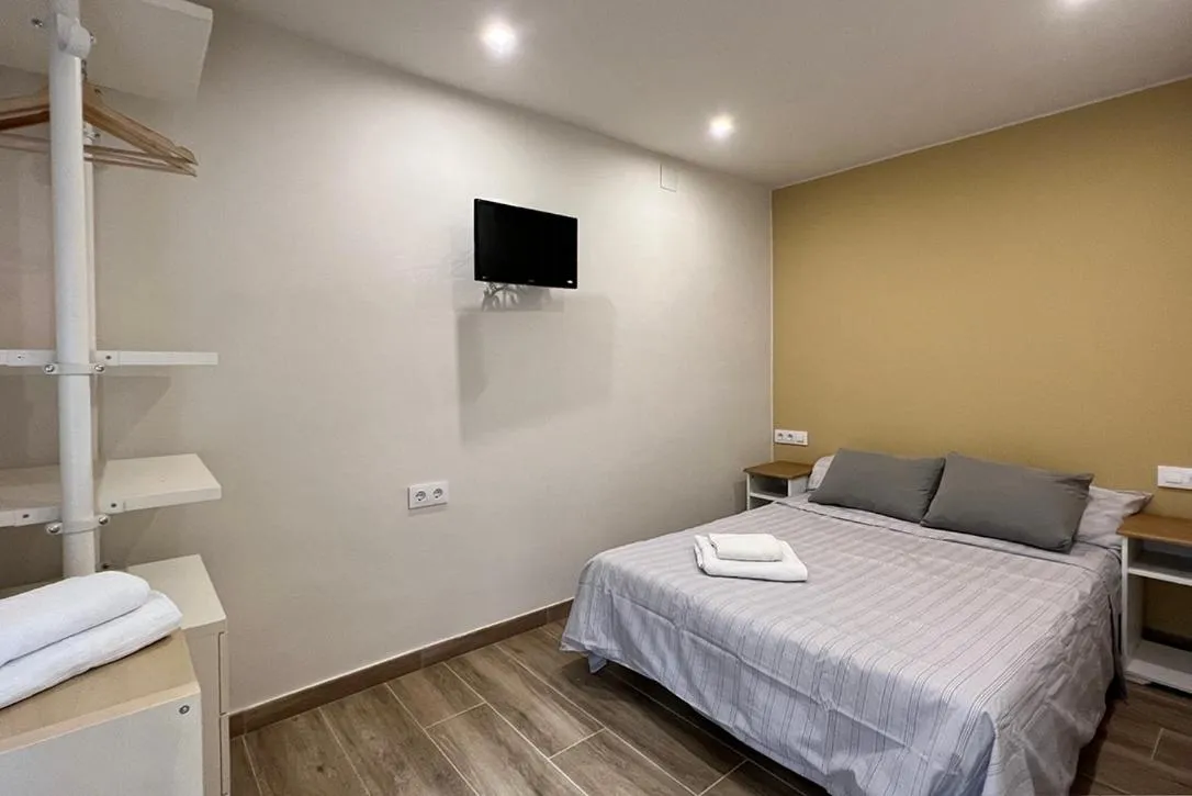 Bed in Hostal Oliveta