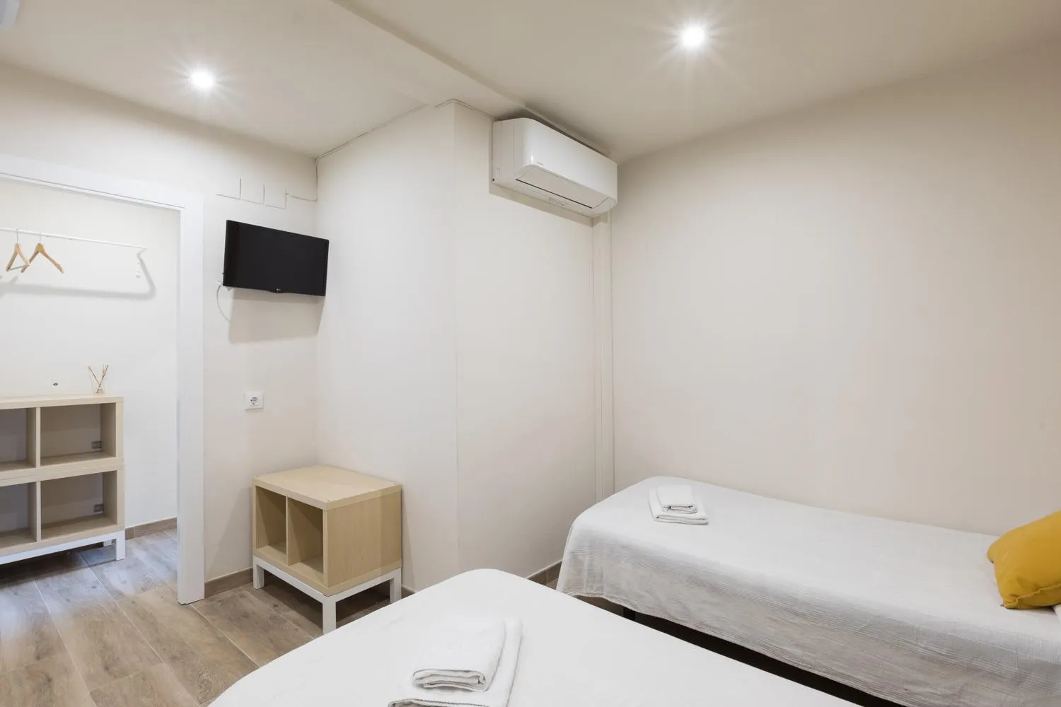 Bed in Hostal Oliveta