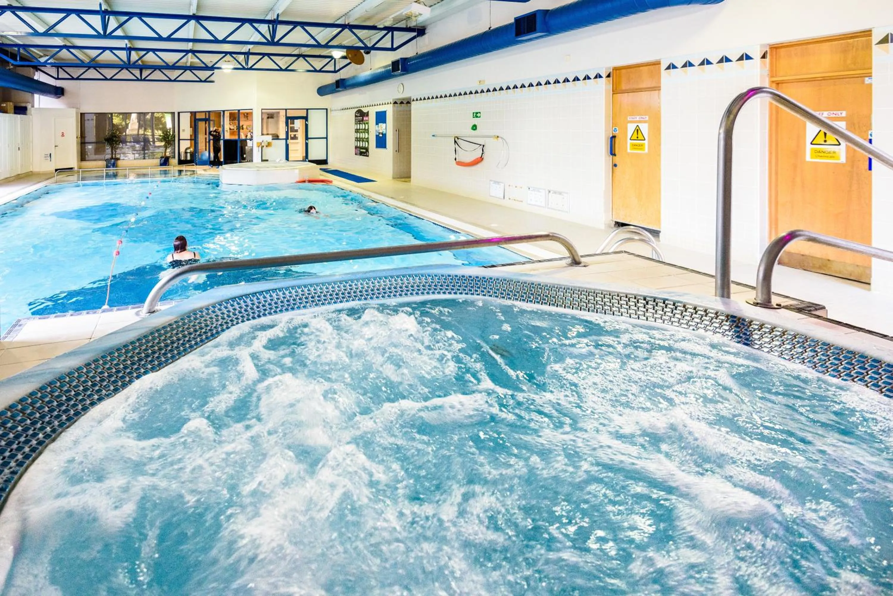 Swimming pool in Holiday Inn Portsmouth by IHG