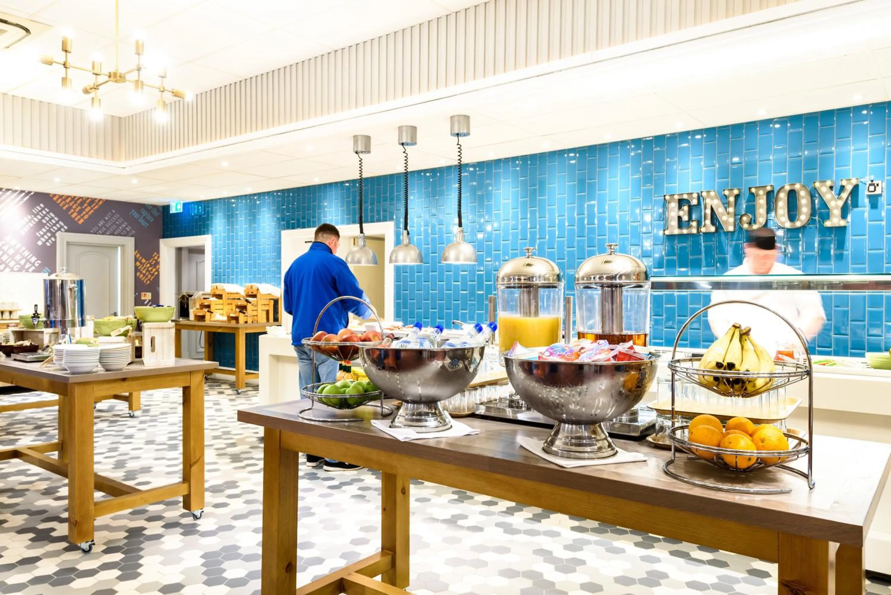 Breakfast in Holiday Inn Portsmouth by IHG