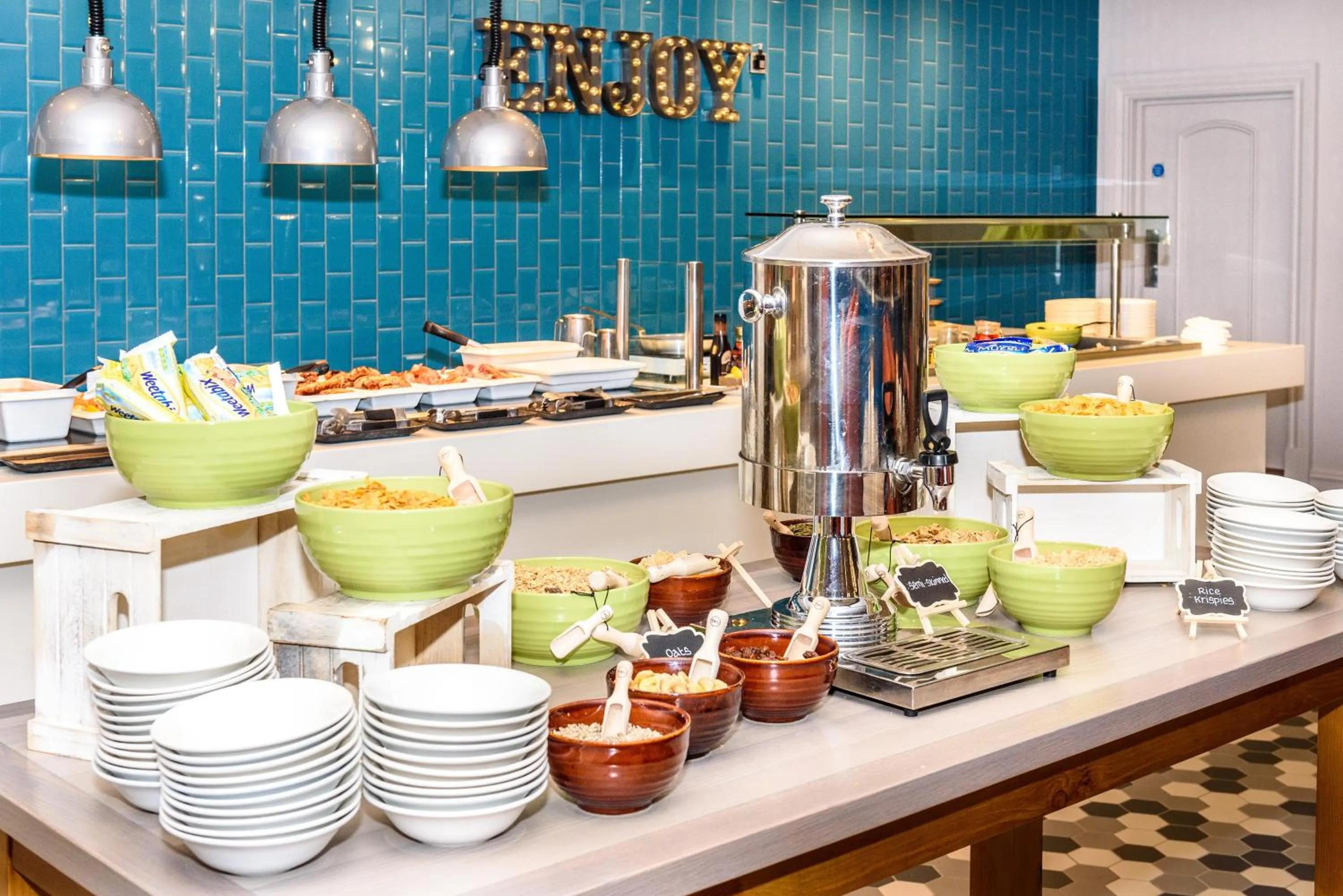 Breakfast in Holiday Inn Portsmouth by IHG