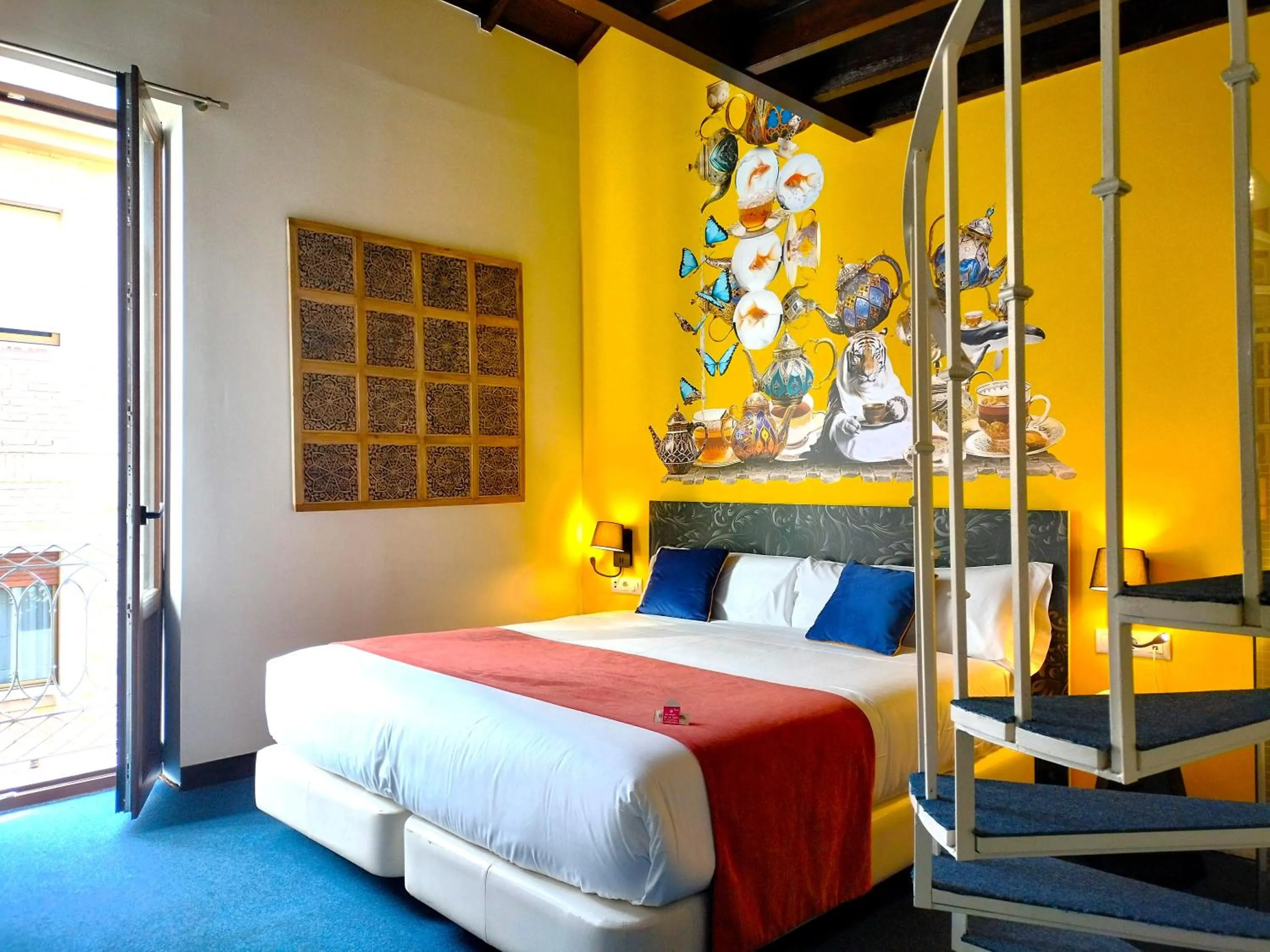 Photo of the whole room, Bed in Casual Ilbira Granada