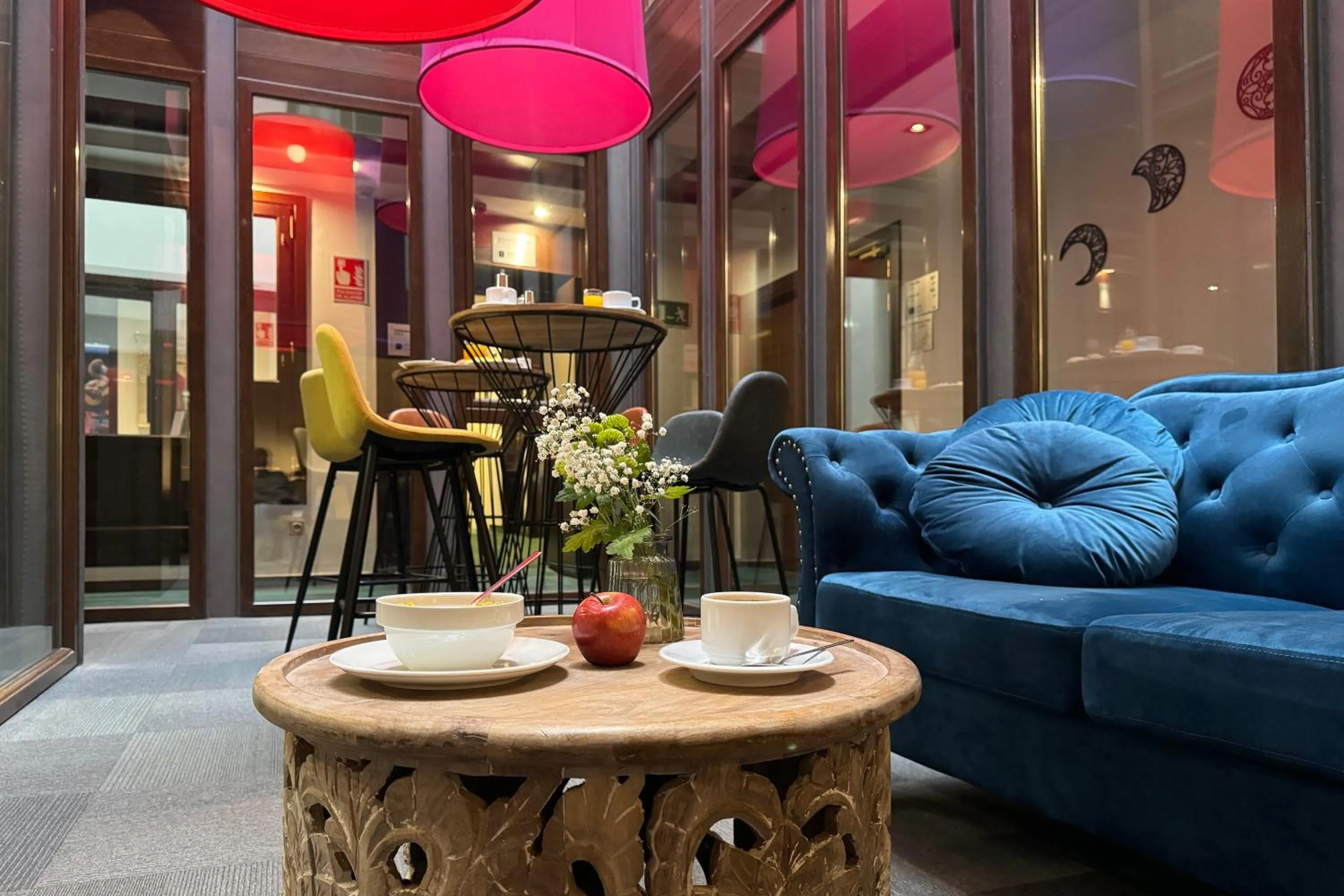 Seating area in Casual Ilbira Granada