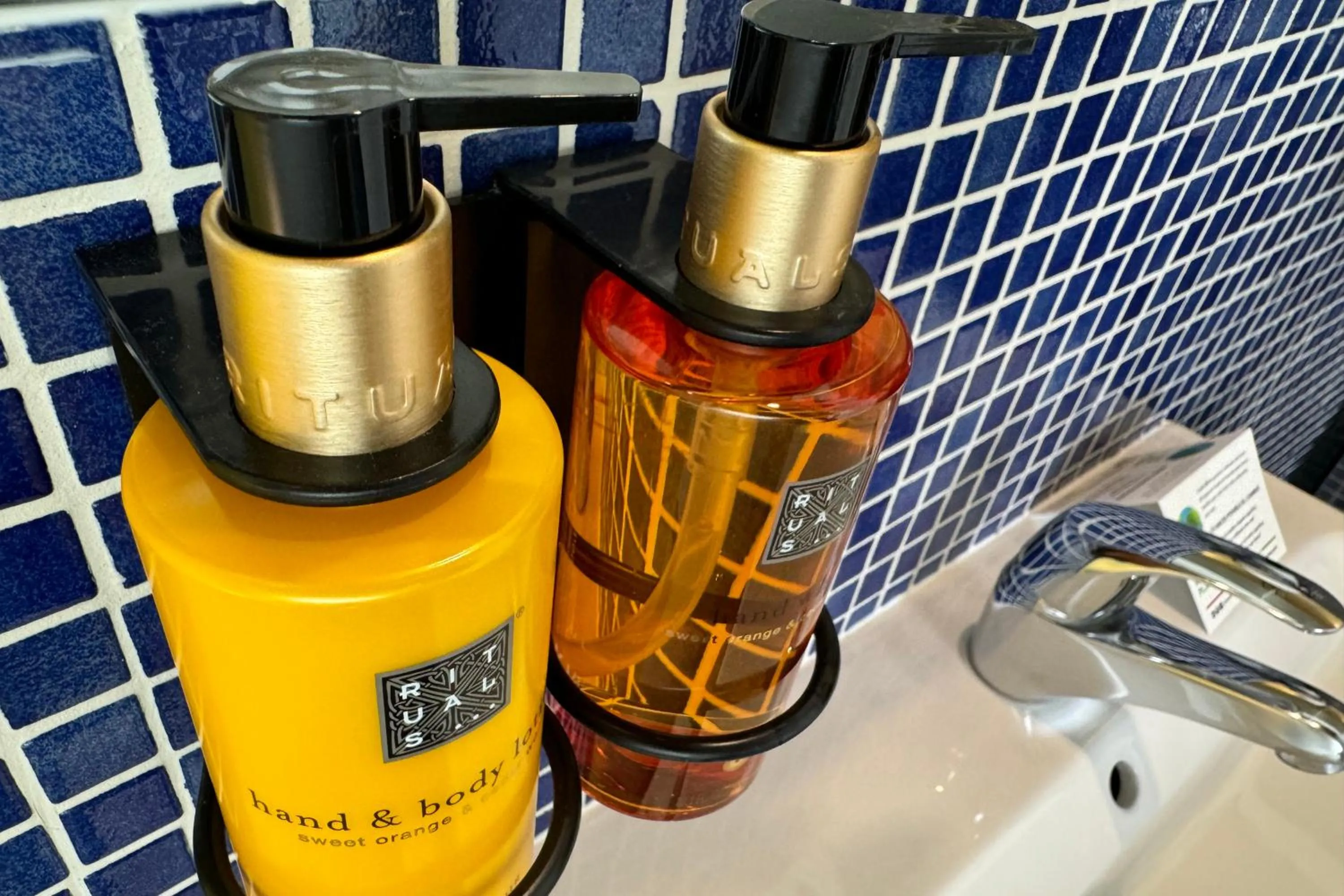 Bathroom in Casual Ilbira Granada