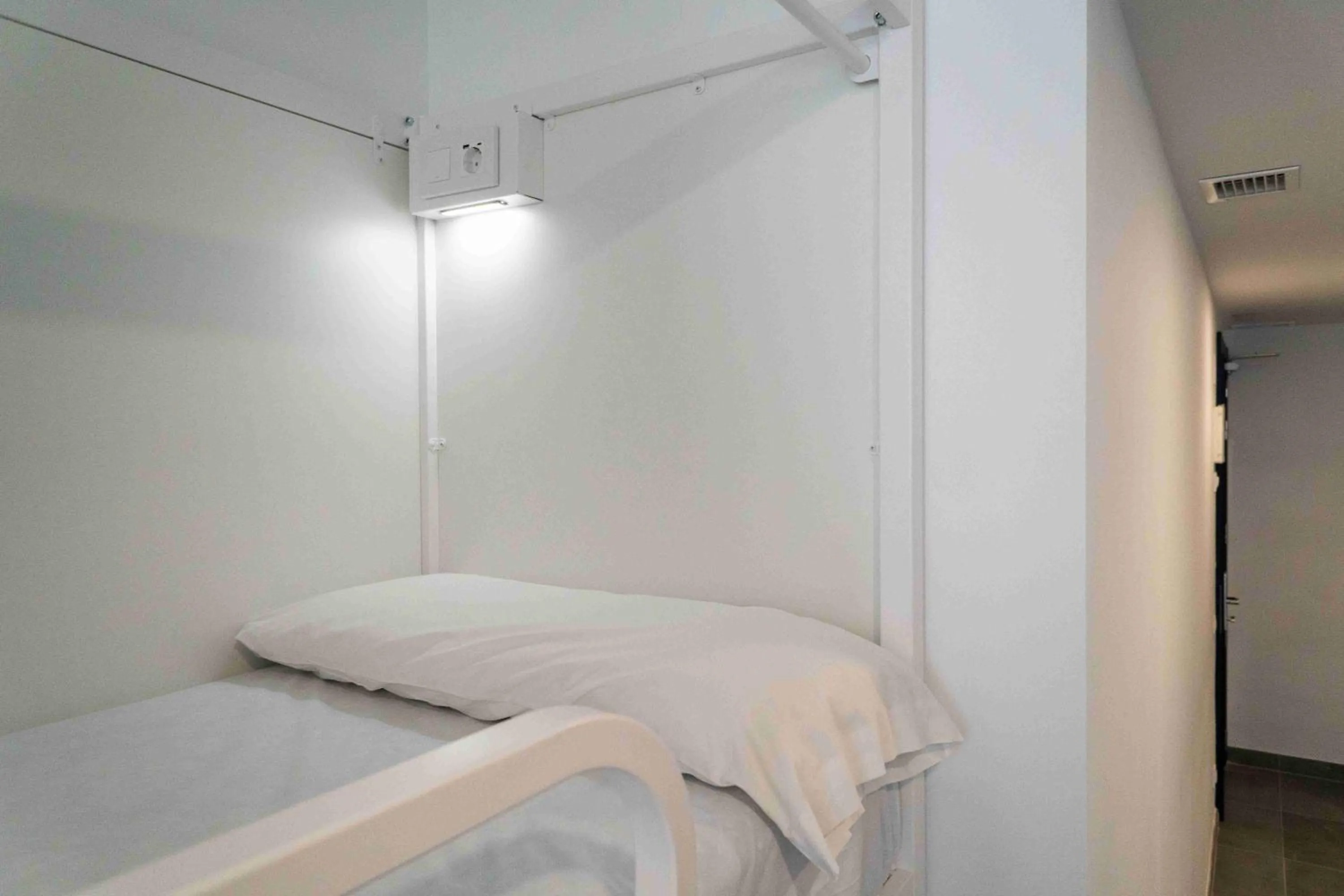 Bed in Sea Hostel Barcelona